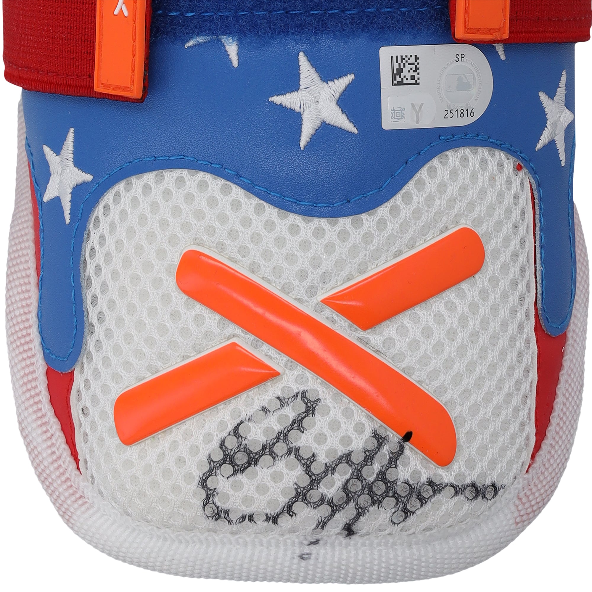 Coudière bleue « Absolutely Ridiculous » autographiée et portée en match par Bryce Harper (Philadelphia Phillies) lors de la saison 2026 de la MLB - NF70454707
