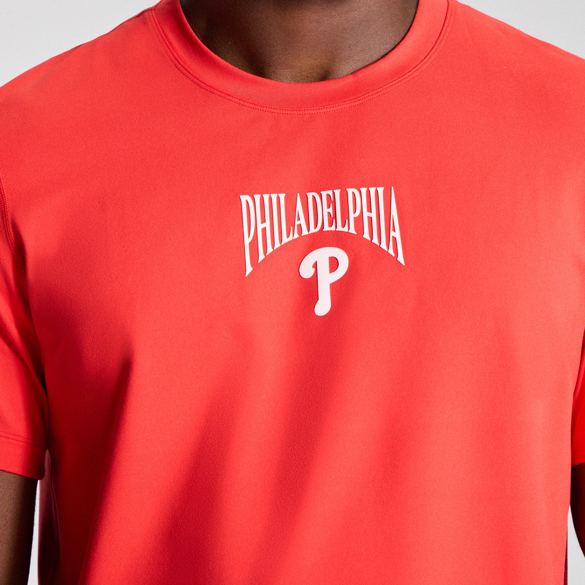 T-shirt en jersey doux True Red Philadelphia Phillies pour homme de lululemon