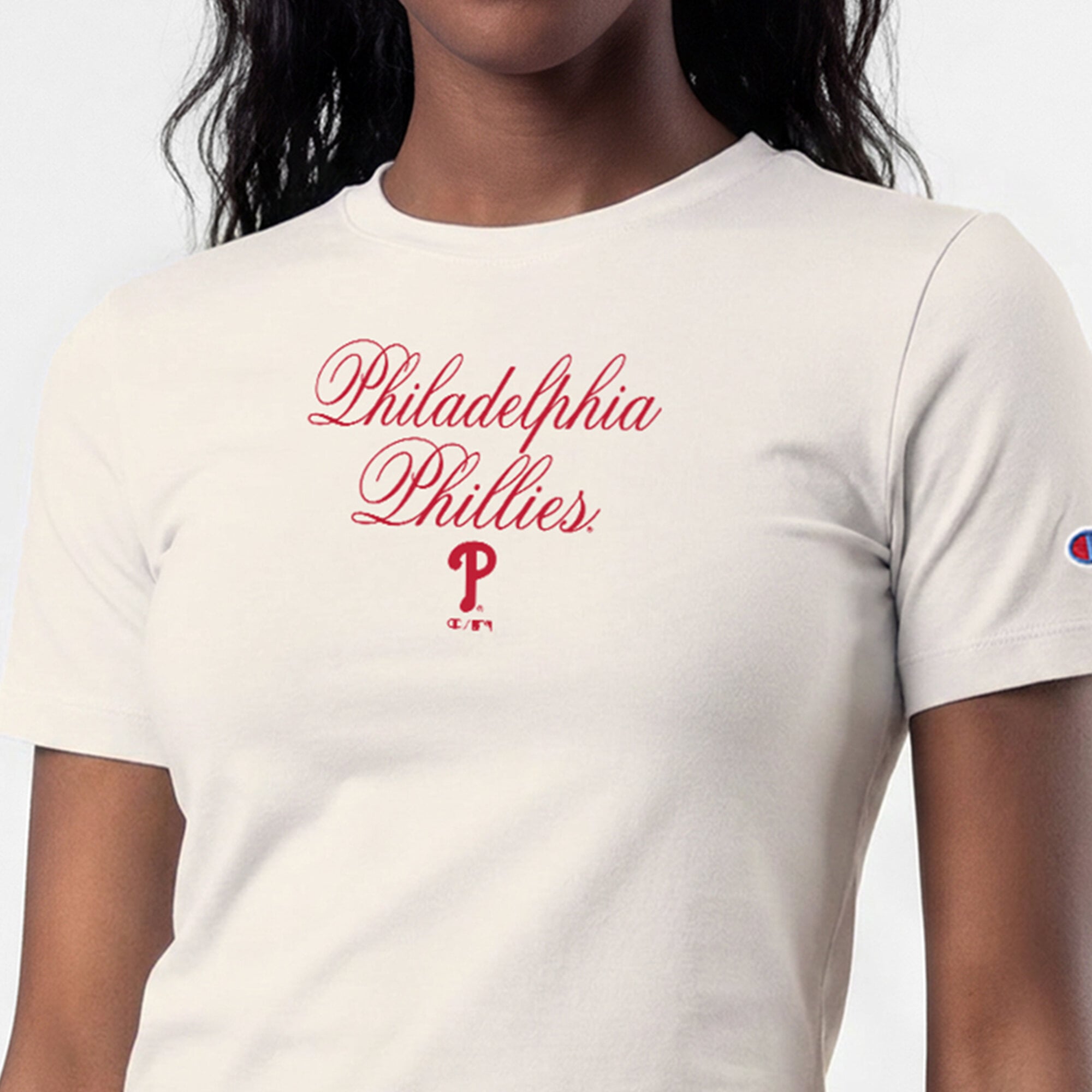 T-shirt court ajusté doux au toucher Champion Cream Philadelphia Phillies pour femme