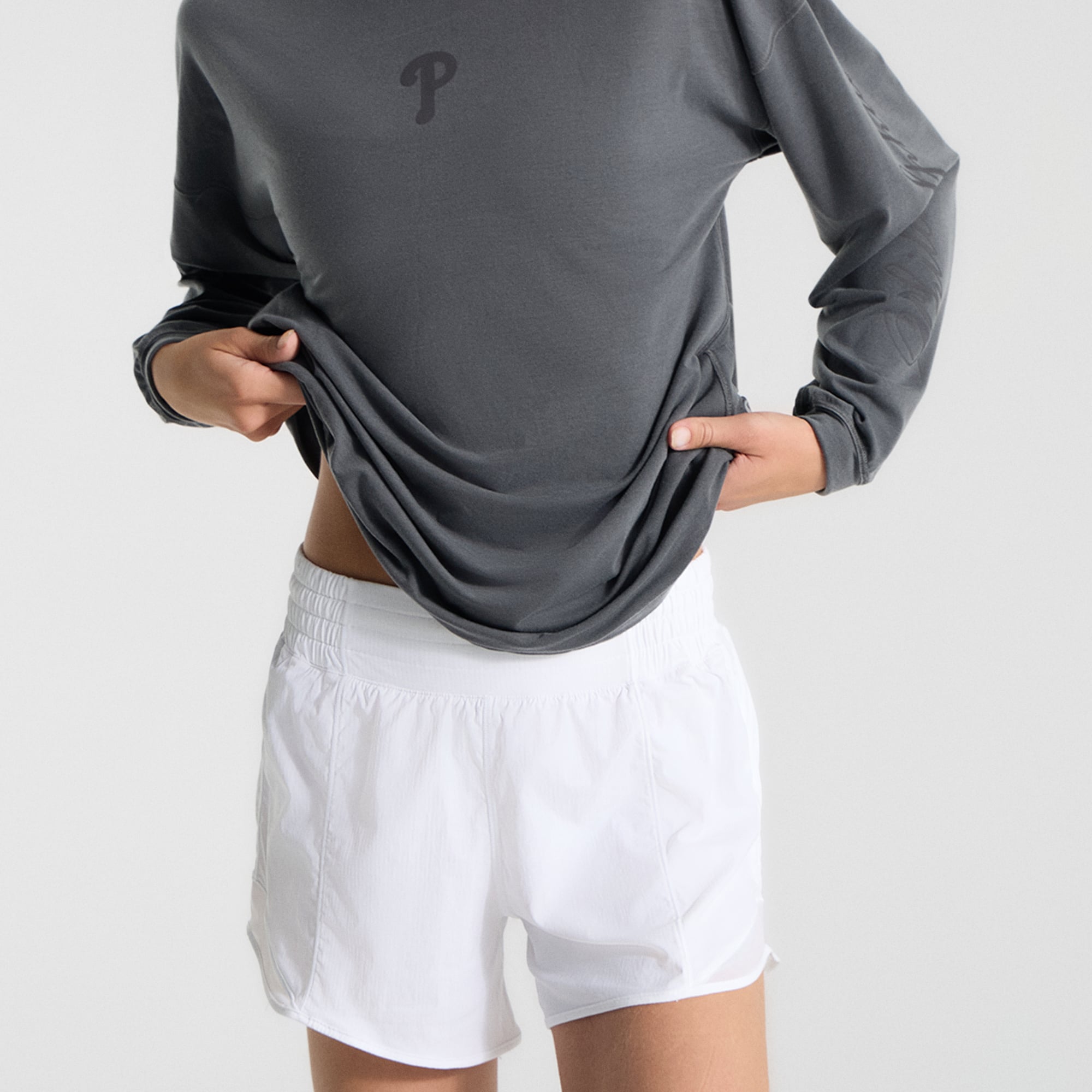 T-shirt à manches longues EasySet Relaxed-Fit gris Philadelphia Phillies pour femme de lululemon