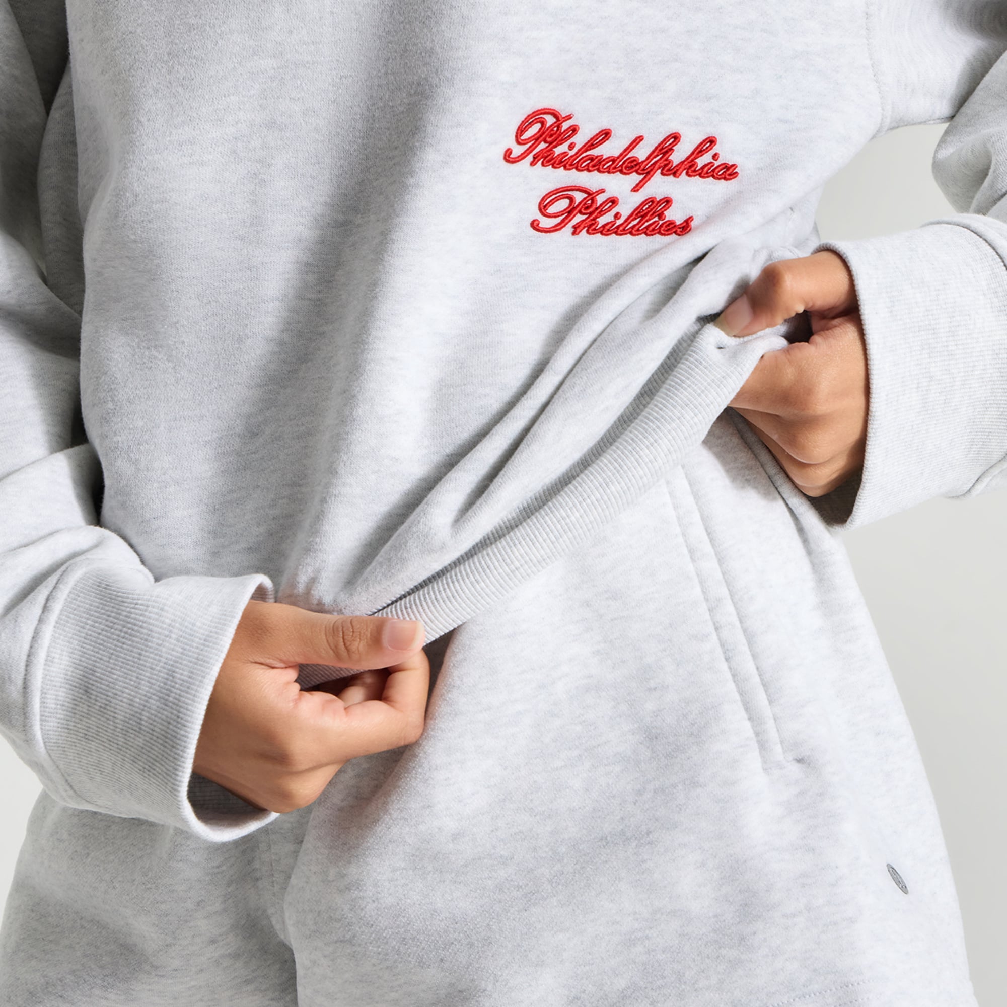 Sweat-shirt oversize Steady State pour femme, bleu marine, des Phillies de Philadelphie, la marque lululemon.