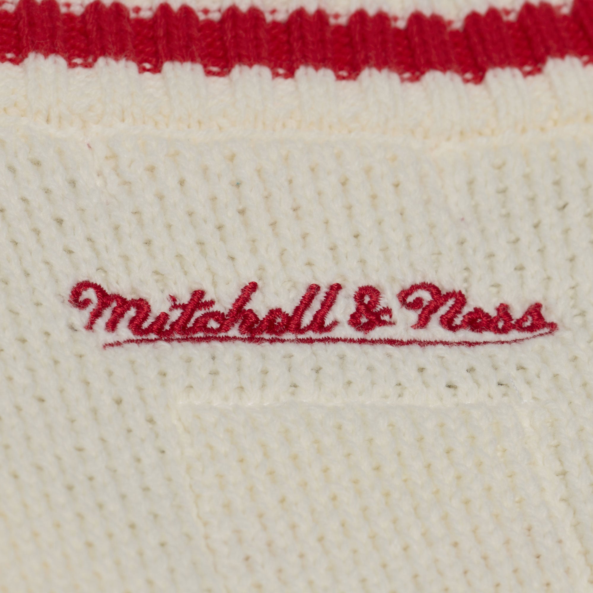 Gilet sans manches Mitchell & Ness crème pour femme, collection Philadelphia Phillies Cooperstown, style rétro.