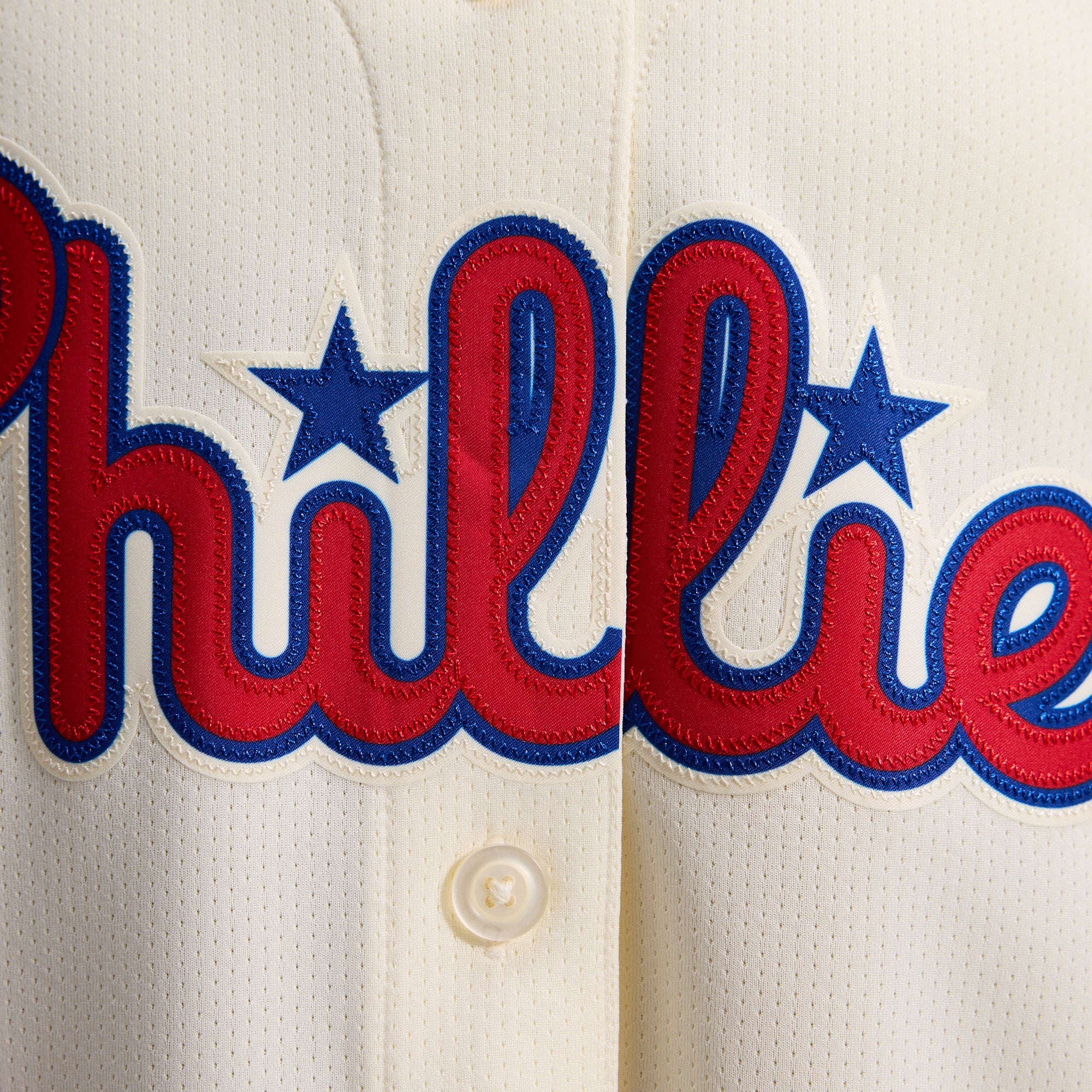 Maillot alternatif limité Nike Ryan Howard crème des Phillies de Philadelphie pour femmes