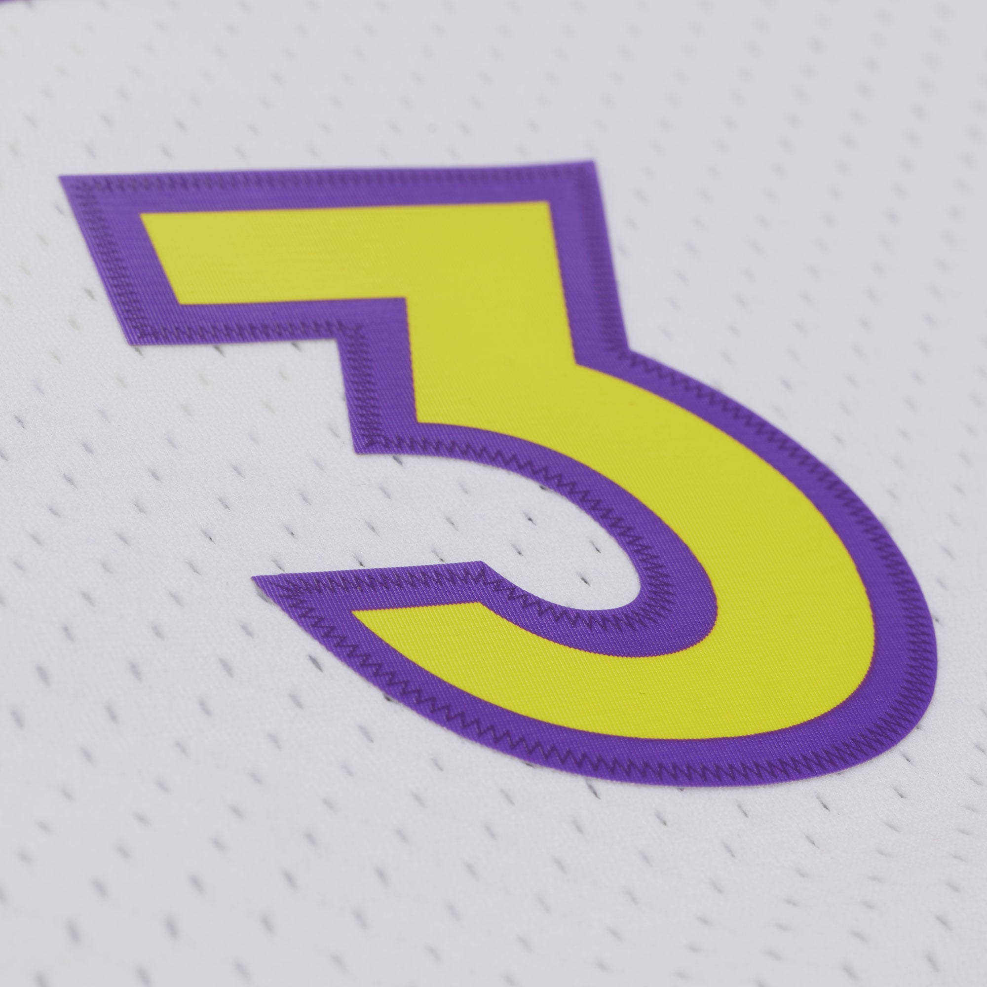 Unisex Mitchell & Ness Diana Taurasi White Phoenix Mercury 2004 Swingman Jersey