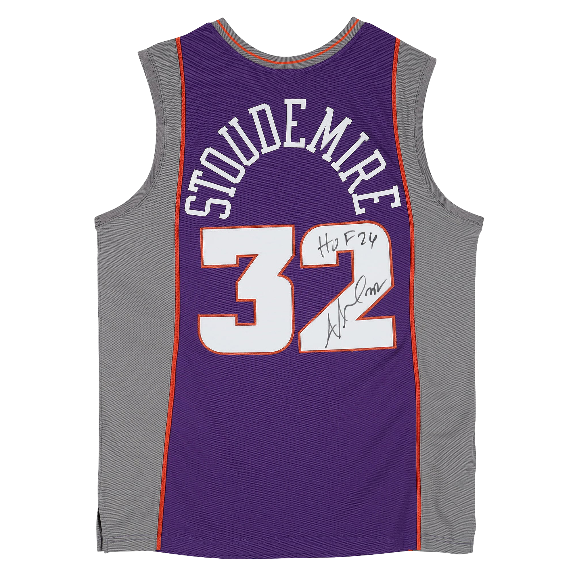 Maillot authentique Mitchell & Ness violet 2002 autographié par Amar'e Stoudemire des Phoenix Suns, avec inscription « HOF 26 ».