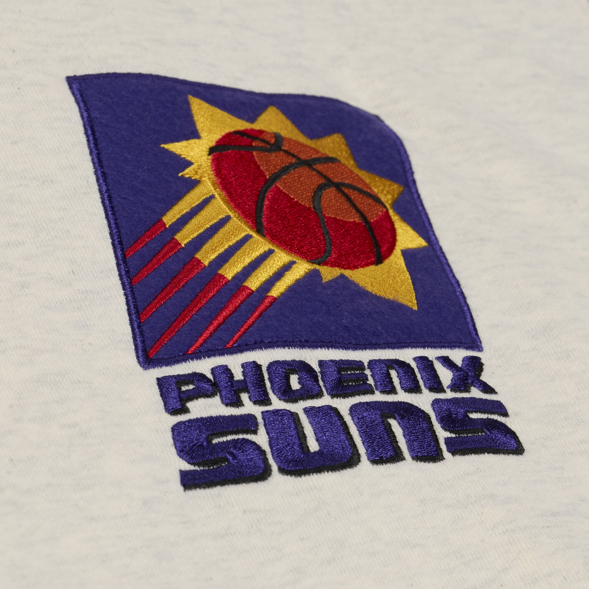 Sweat à capuche Mitchell & Ness crème Phoenix Suns pour homme