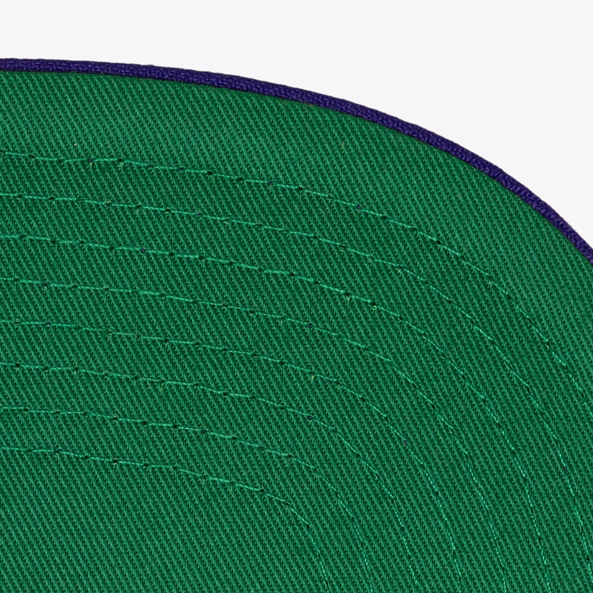 Casquette snapback Mitchell & Ness violette pour homme