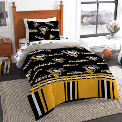 Pittsburgh Penguins The Northwest Company 4-Piece Twin Bed in a Bag Set