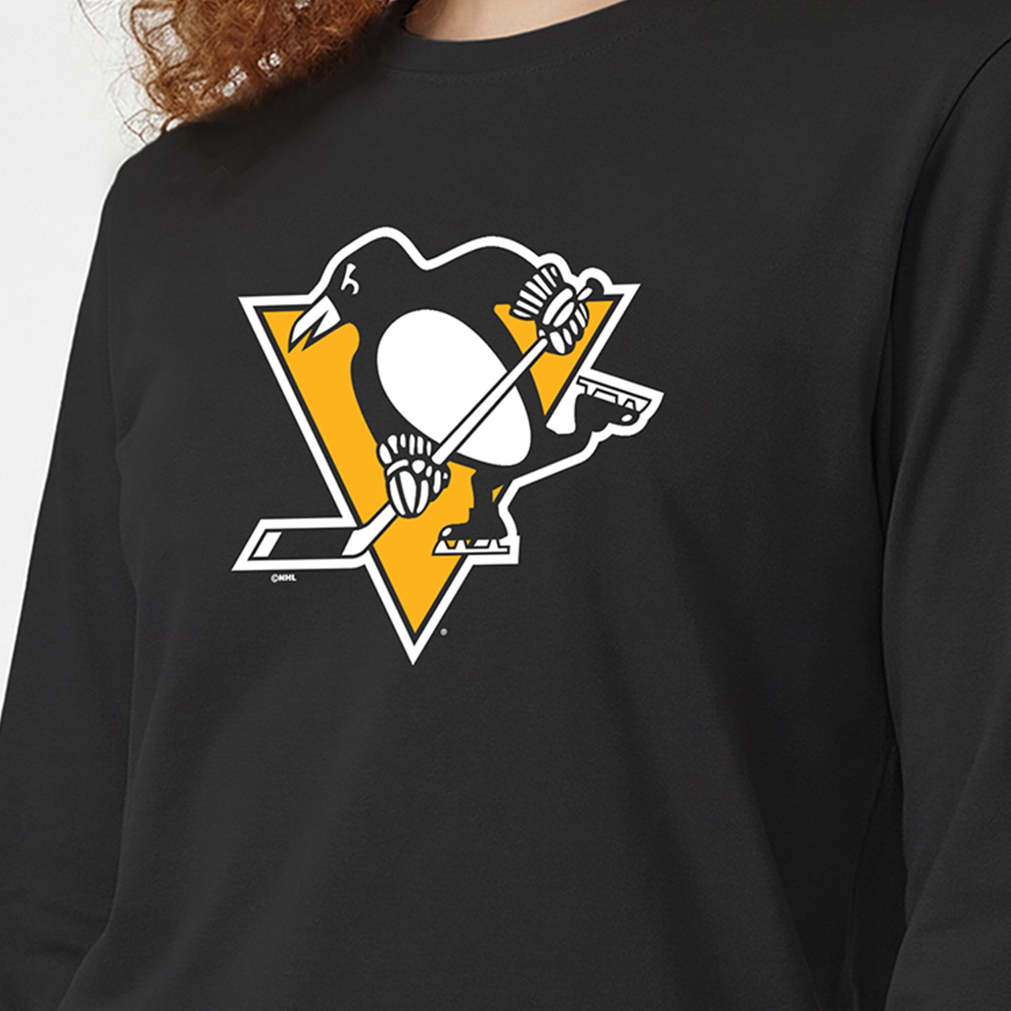 Women's Champion  Black Pittsburgh Penguins Team Logo Long Sleeve T-Shirt