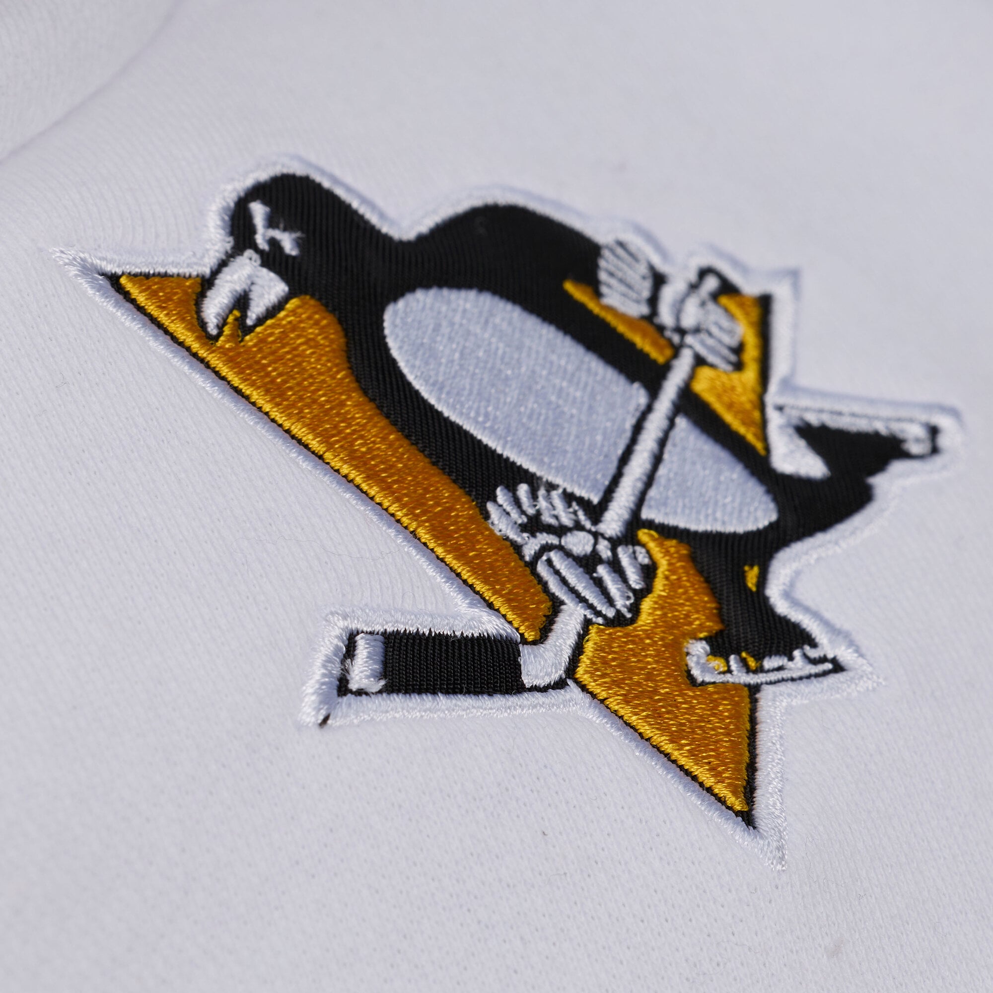 Women's Mitchell & Ness  White/Black Pittsburgh Penguins Head Coach Hoodie