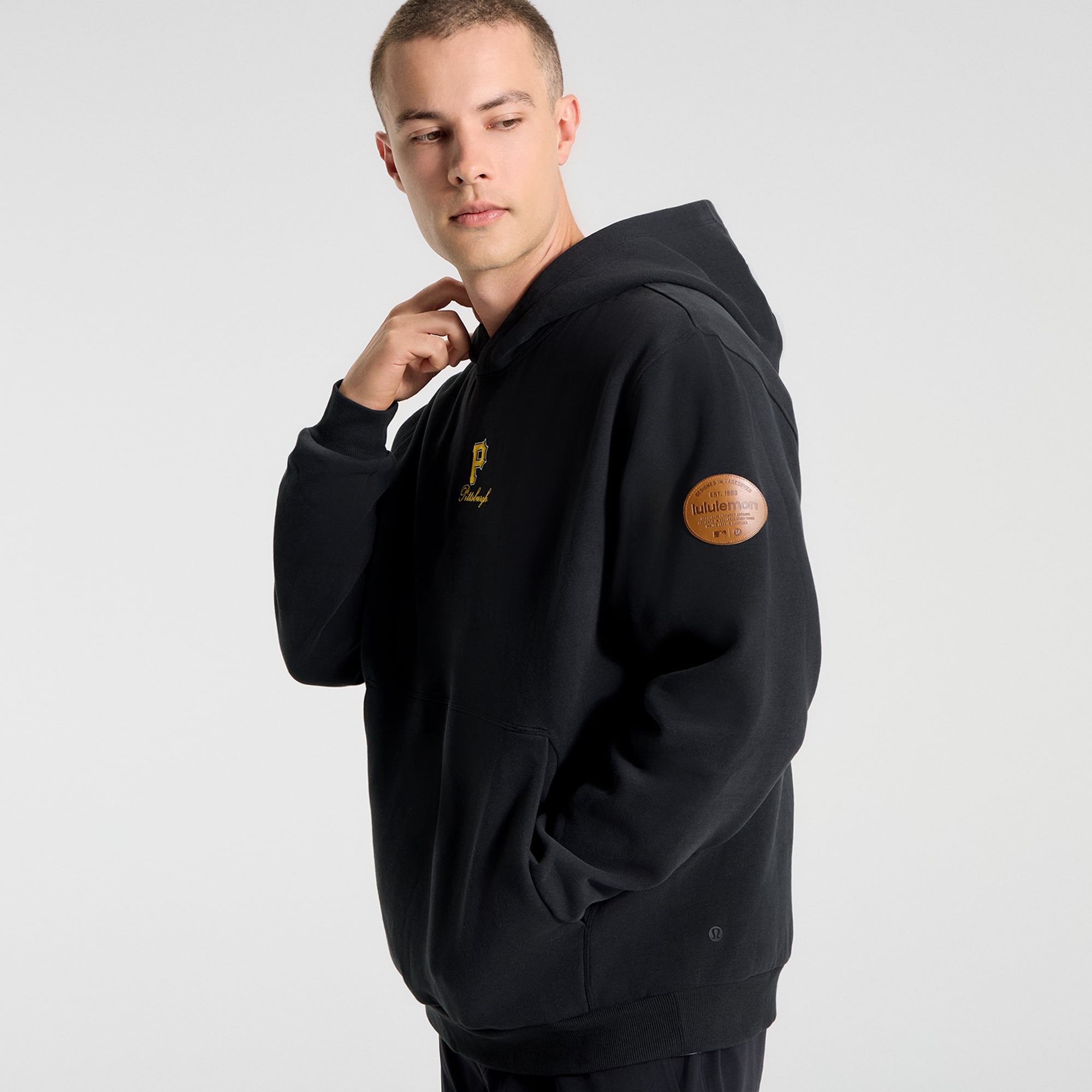 Sweat à capuche Steady State noir Pittsburgh Pirates de lululemon pour homme