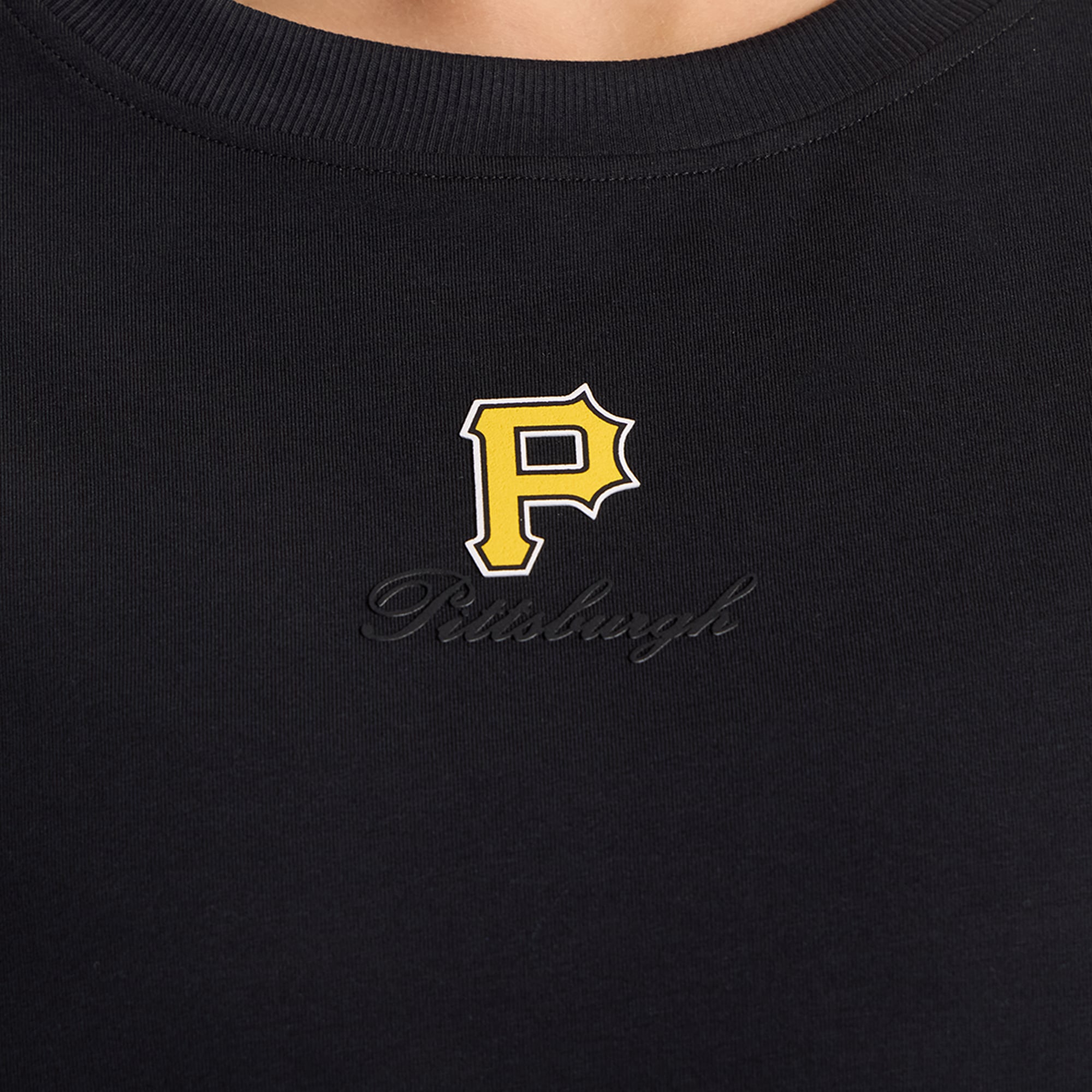 T-shirt court en coton biologique noir Pittsburgh Pirates All Yours de lululemon pour femme