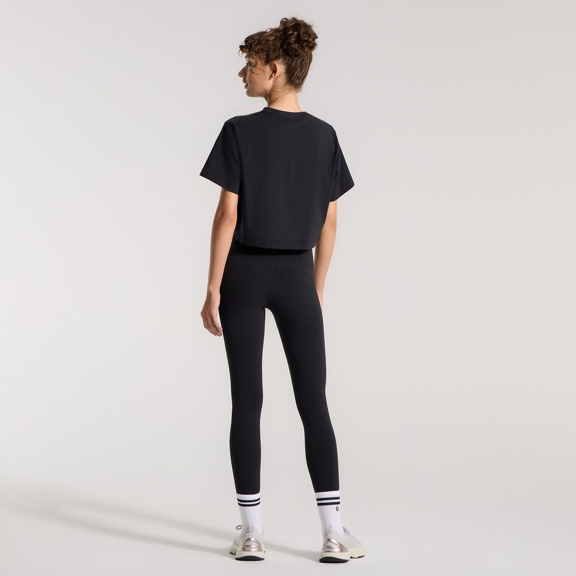 T-shirt court en coton biologique noir Pittsburgh Pirates All Yours de lululemon pour femme