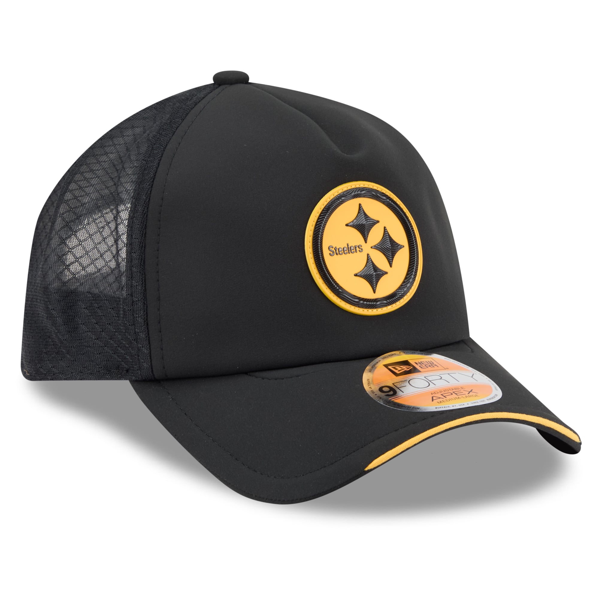 Men's New Era Black Pittsburgh Steelers 2026 Sideline Apex 9FORTY Adjustable Trucker Hat
