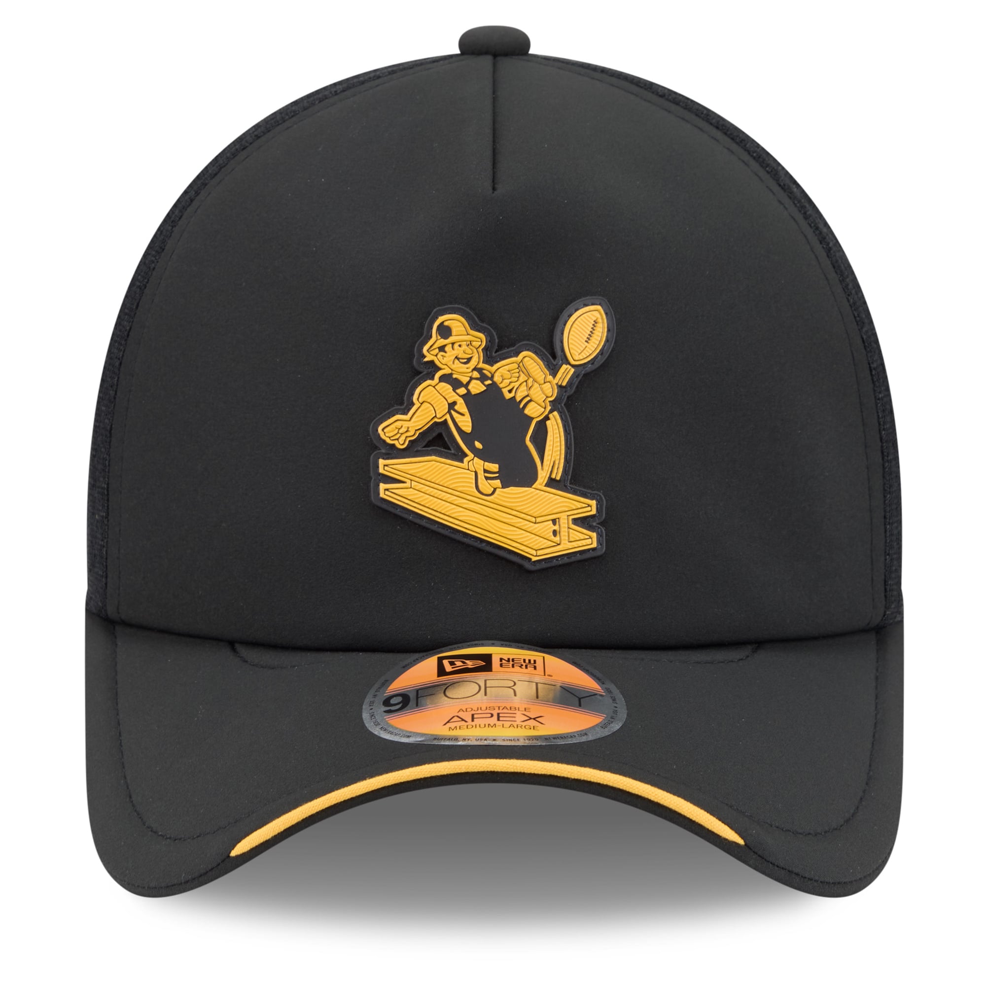 Men's New Era Black Pittsburgh Steelers 2026 Sideline Throwback Apex 9FORTY Adjustable Trucker Hat