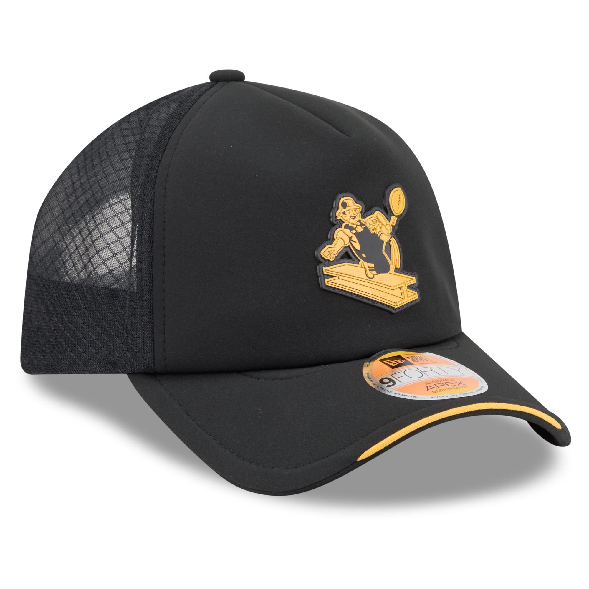 Men's New Era Black Pittsburgh Steelers 2026 Sideline Throwback Apex 9FORTY Adjustable Trucker Hat