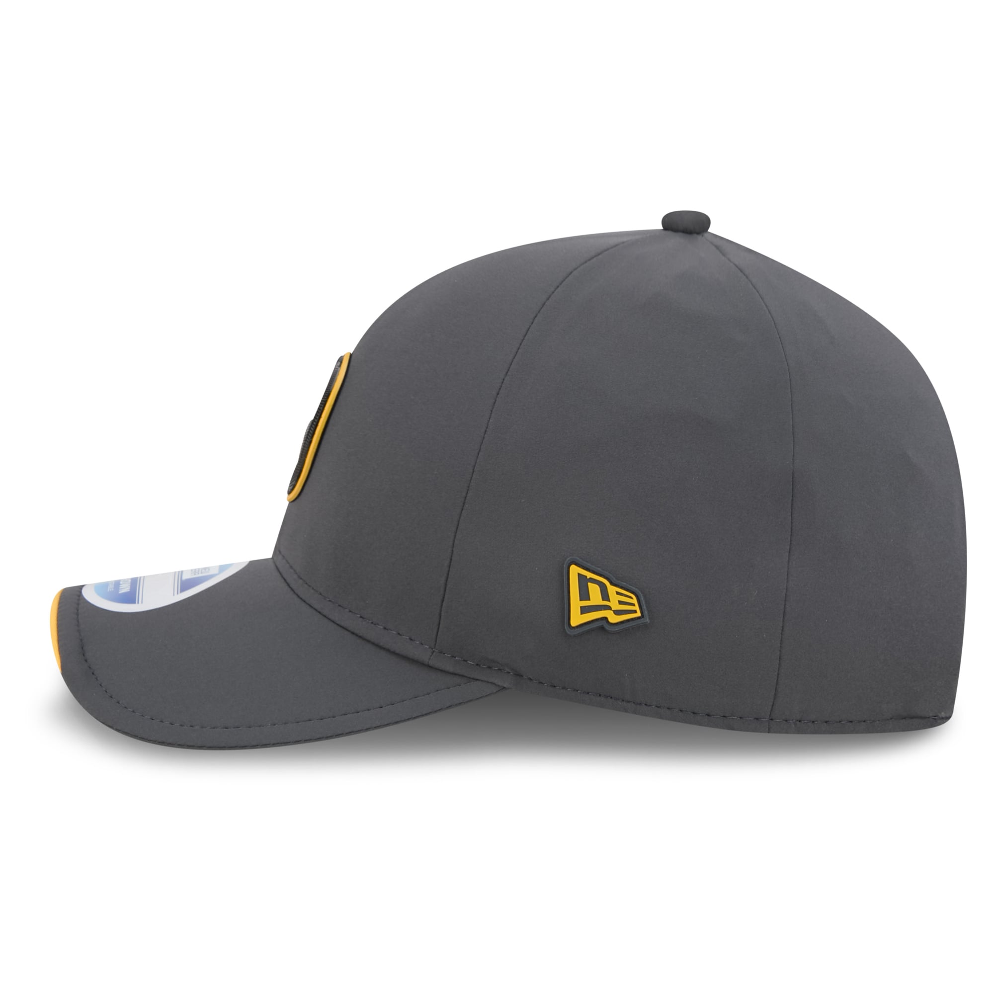 Men's New Era Charcoal Pittsburgh Steelers 2026 Sideline Cold Weather  9FORTY M-Crown Adjustable Hat