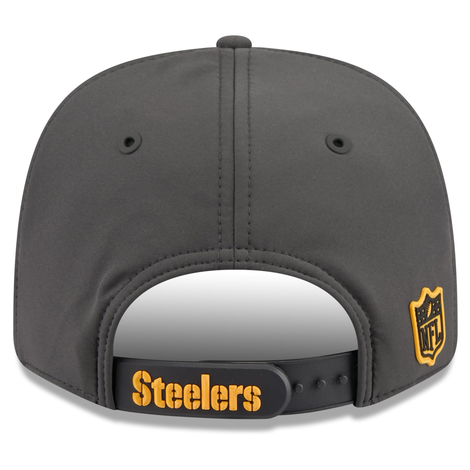 Casquette ajustable New Era anthracite Pittsburgh Steelers 2026 Sideline pour temps froid 9SEVENTY