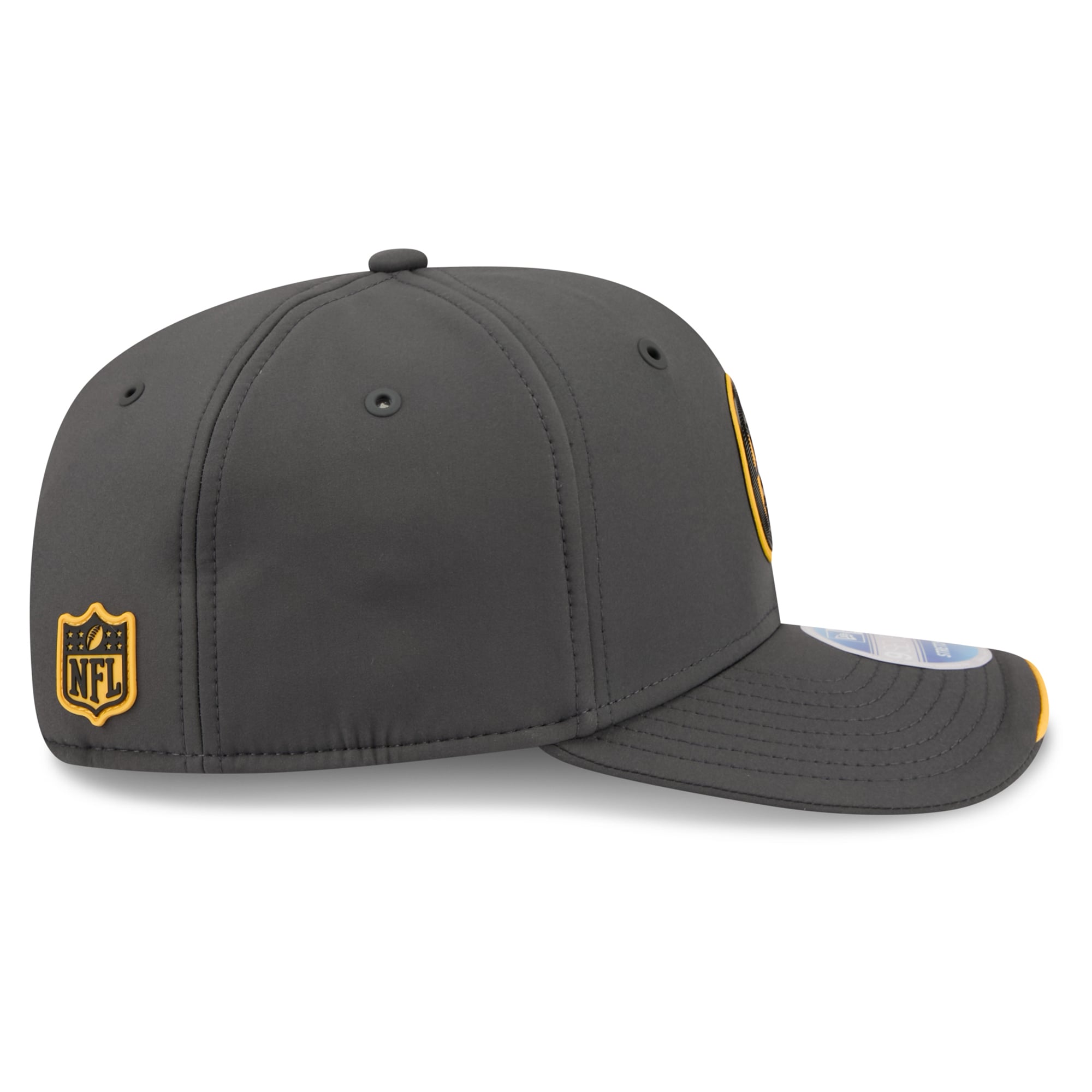 Casquette ajustable New Era anthracite Pittsburgh Steelers 2026 Sideline pour temps froid 9SEVENTY