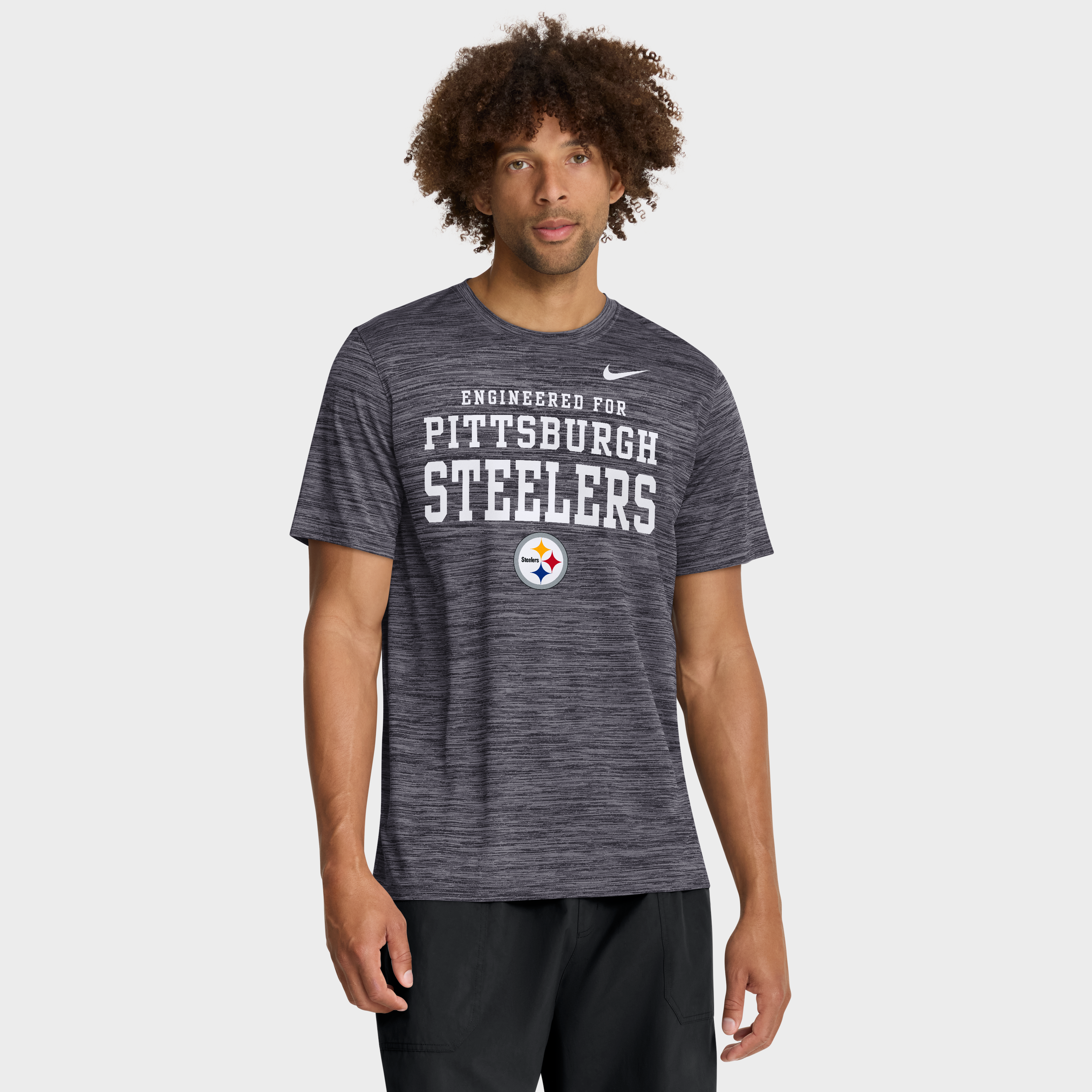 T-shirt Nike Velocity Dri-FIT Pittsburgh Steelers couleur anthracite pour homme