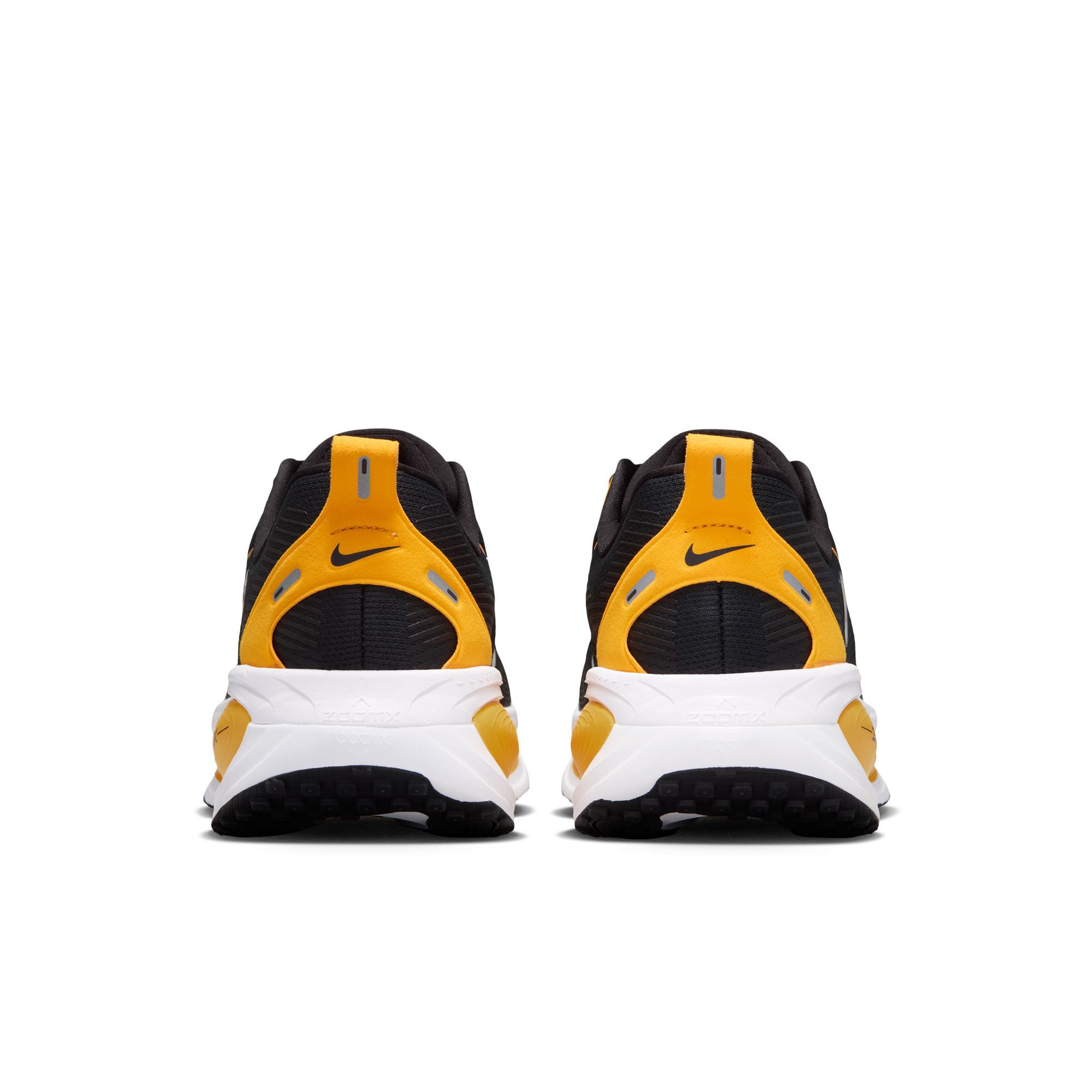 Men's Nike Pittsburgh Steelers Vomero 18 Running Shoes