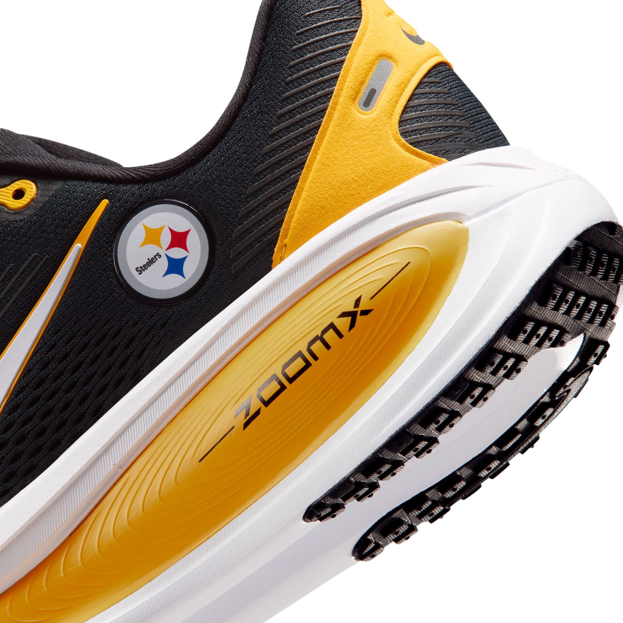 Men's Nike Pittsburgh Steelers Vomero 18 Running Shoes