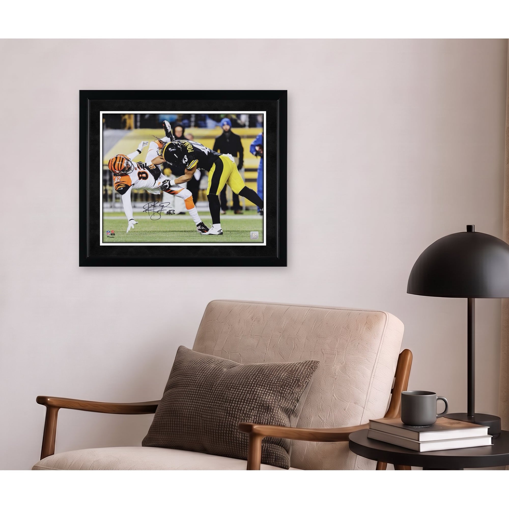 Photo autographiée de Troy Polamalu (Pittsburgh Steelers) - 40,6 x 50,8 cm (16 x 20 pouces) - Coup porté contre les Bengals