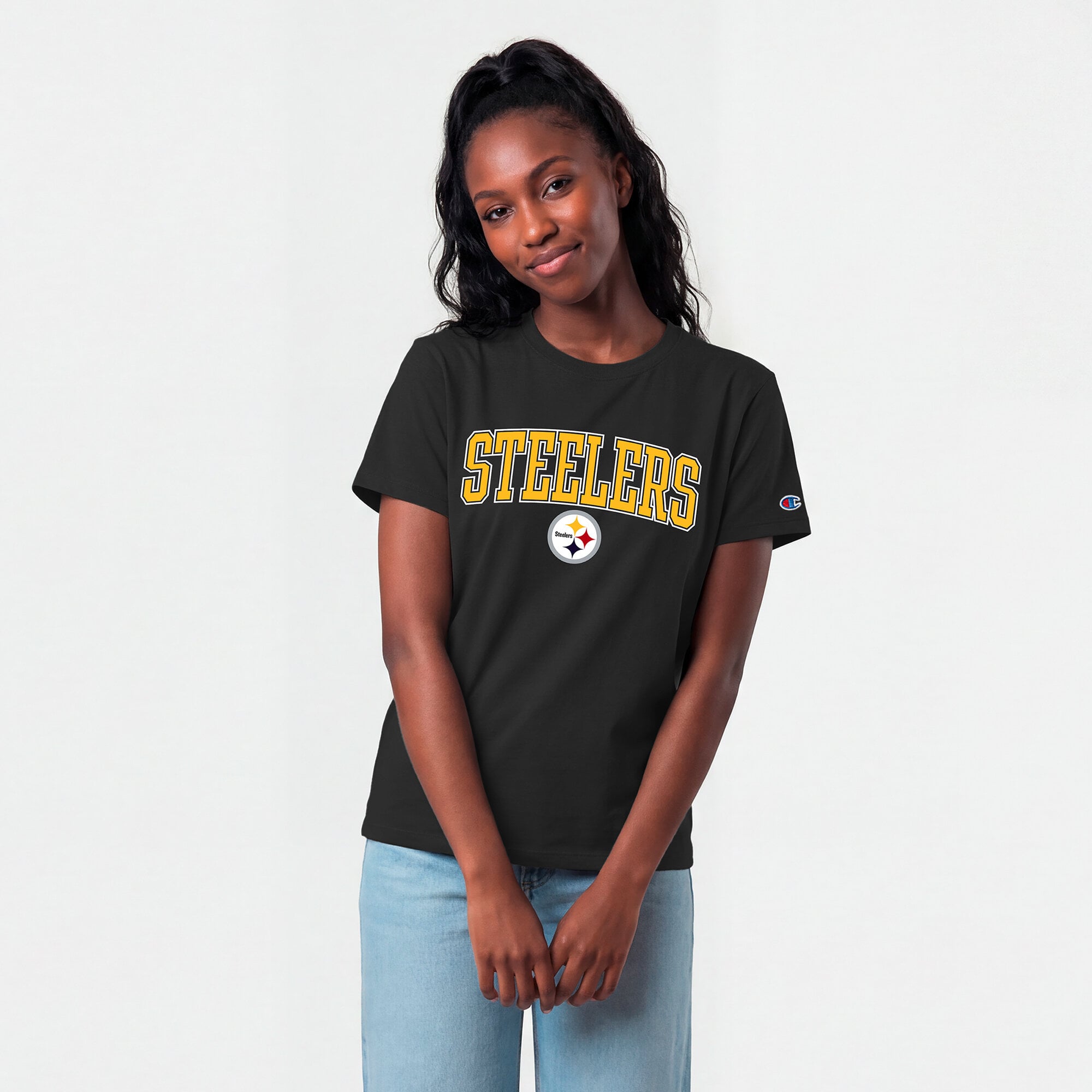 T-shirt noir Champion Pittsburgh Steelers pour femmes avec logo arqué
