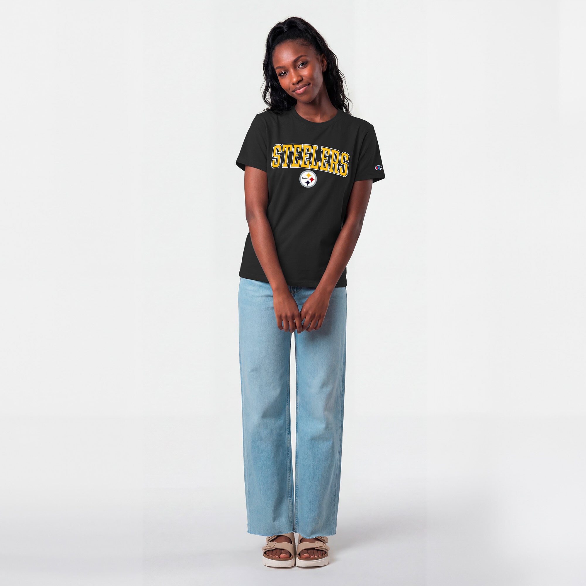 T-shirt noir Champion Pittsburgh Steelers pour femmes avec logo arqué