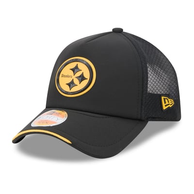 Pittsburgh Steelers New Era Youth 2026 Sideline Apex 9FORTY Adjustable Trucker Hat - Black