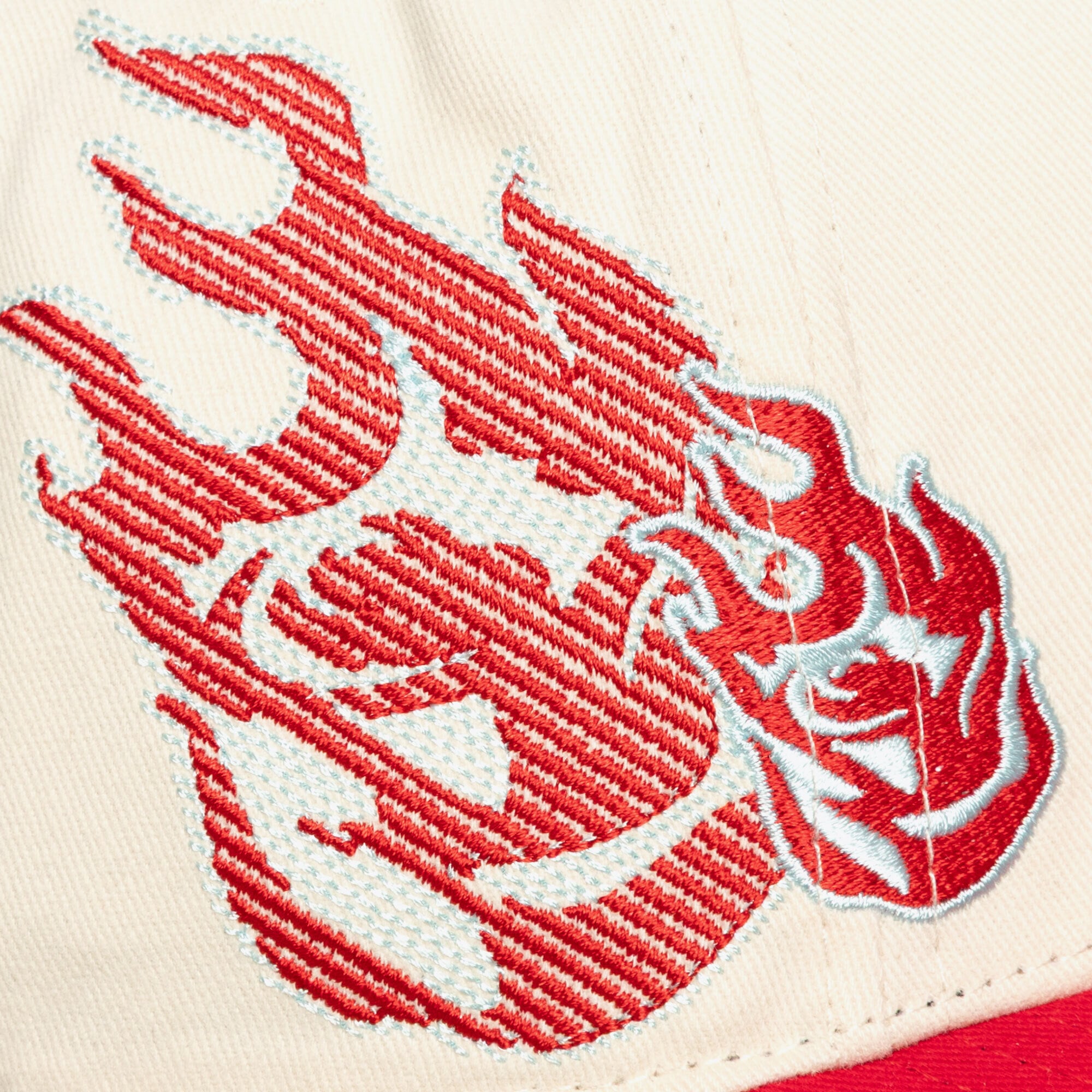 Casquette unisexe Mitchell & Ness crème Portland Fire Big Time Pro Crown ajustable