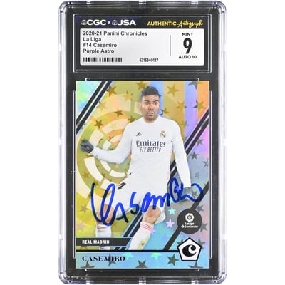 Carte autographiée de Carlos Casemiro (Real Madrid) 2020-21 Panini Chronicles Purple Astro n° 14, authentifiée CGC 9/10