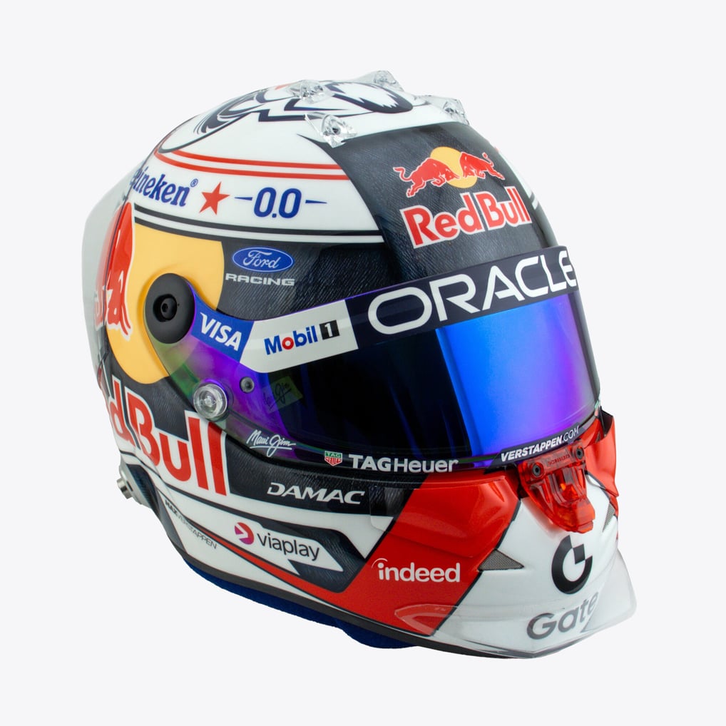 Max Verstappen 2026 United States GP Helmet - 1:2 Model