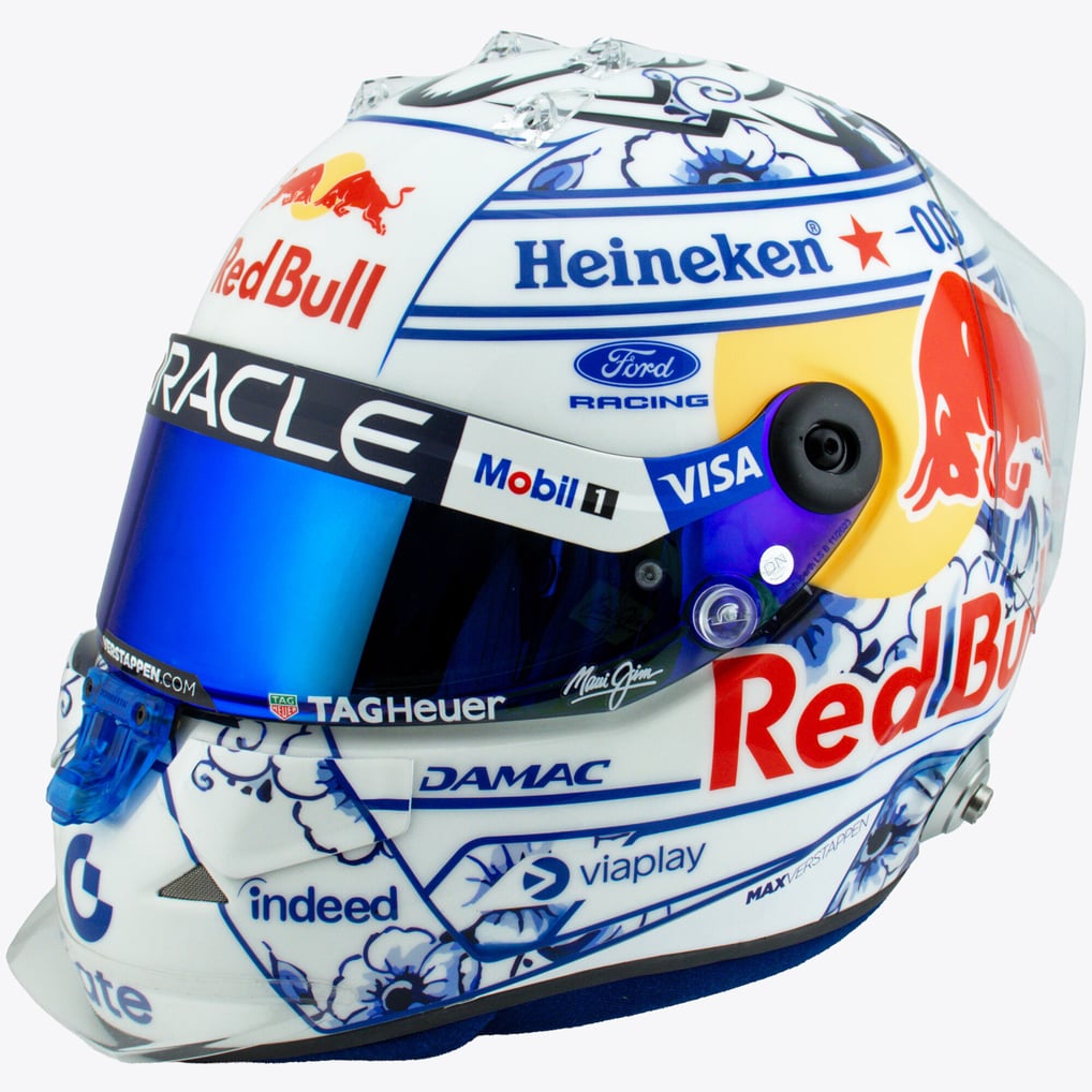 Max Verstappen Red Bull Racing 2026 Dutch GP Helmet – 1:4 Model