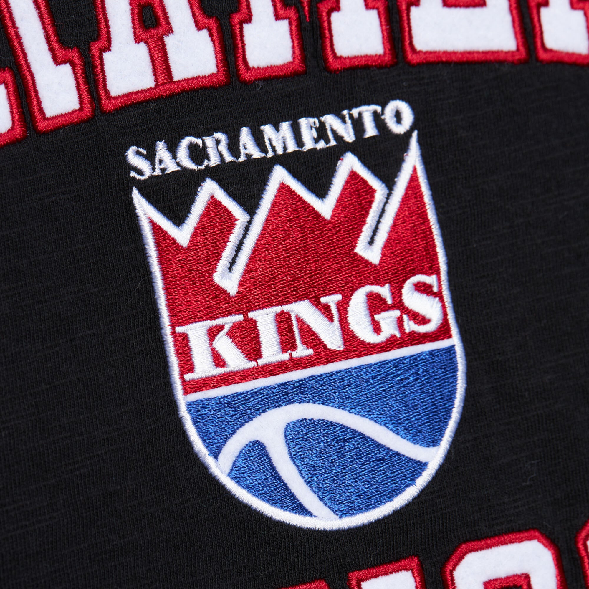 T-shirt Mitchell & Ness noir Sacramento Kings Hardwood Classics Legendary Slub pour homme