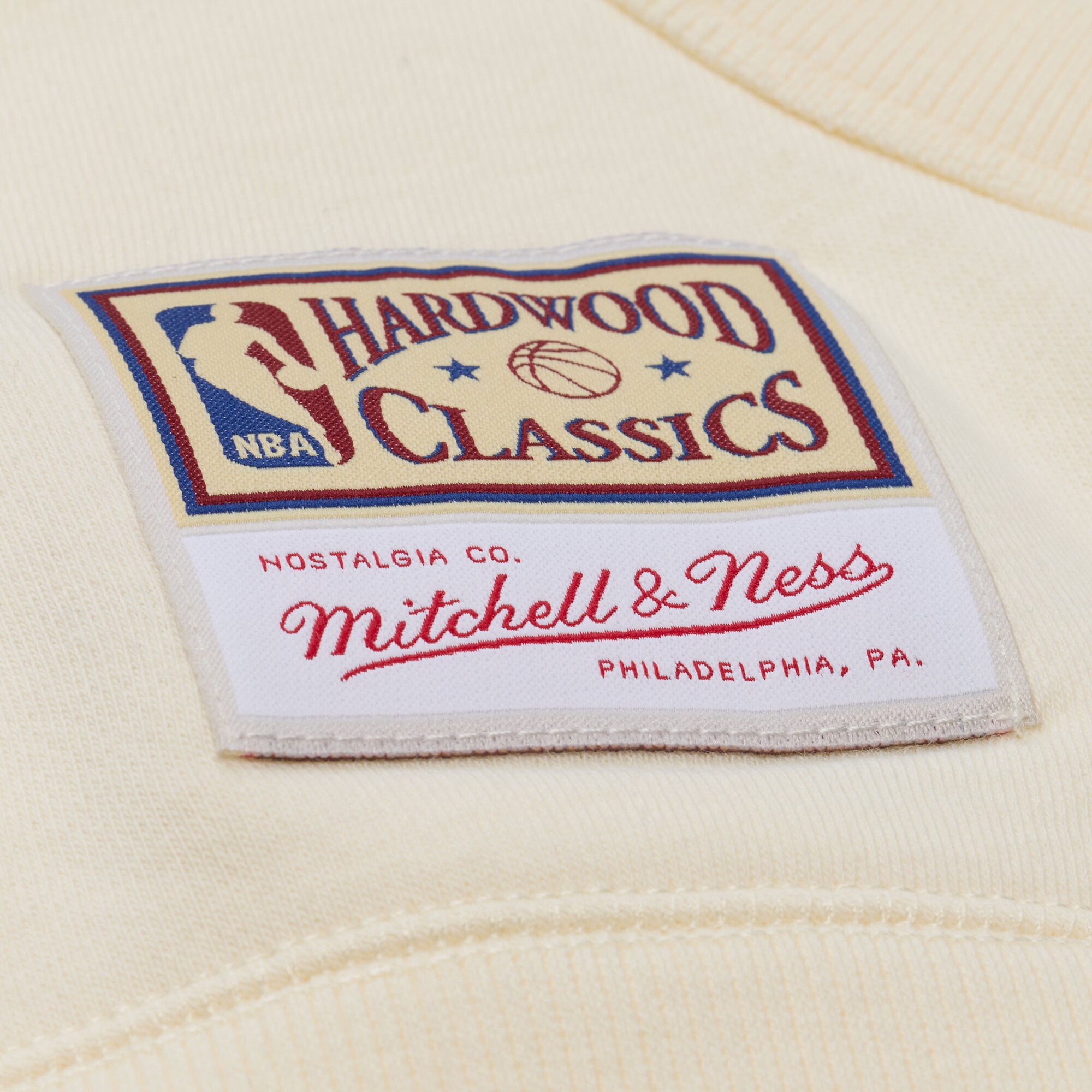 Men's Mitchell & Ness Cream Sacramento Kings Walk-Off Fleece Hoodie