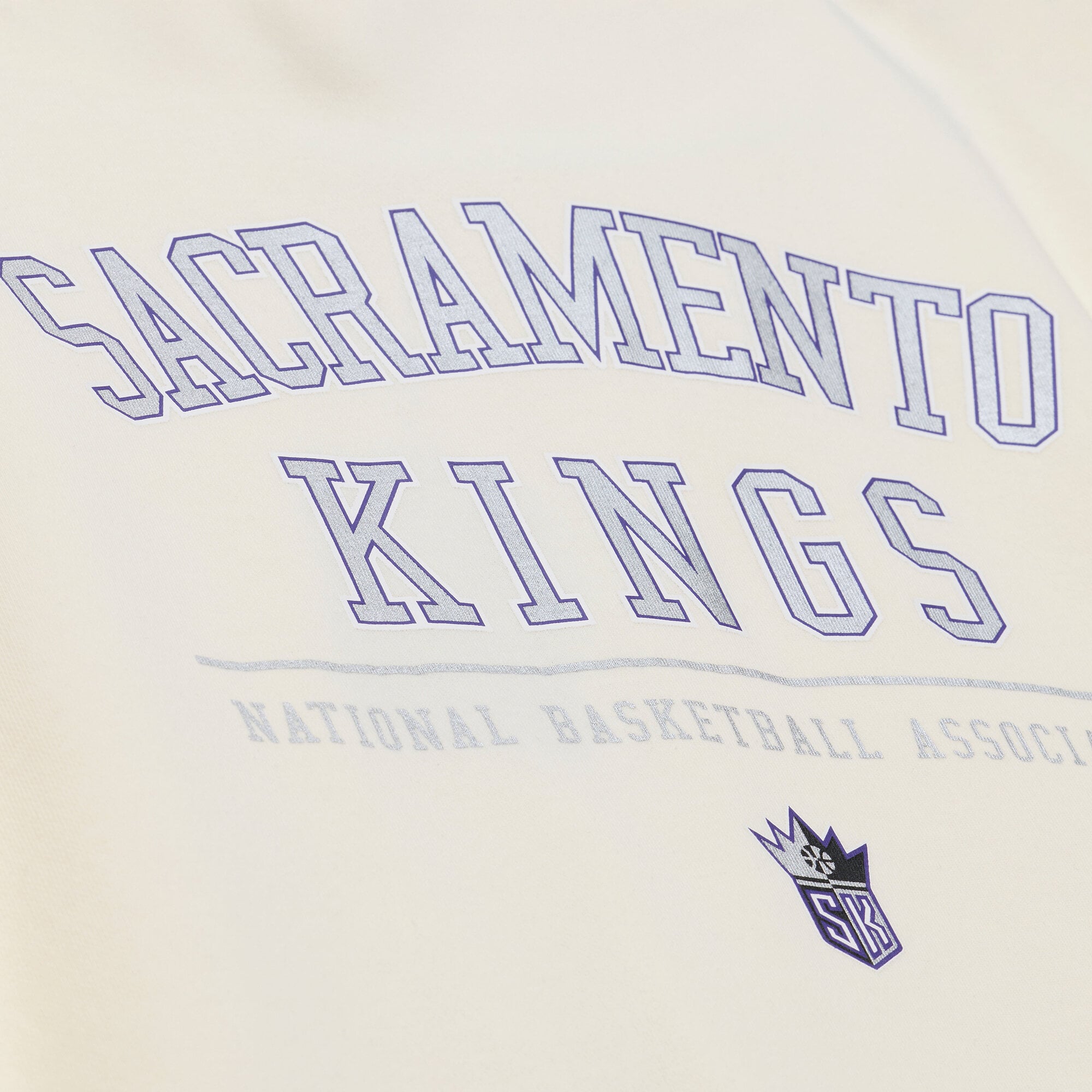 Men's Mitchell & Ness Cream Sacramento Kings Walk-Off Fleece Hoodie