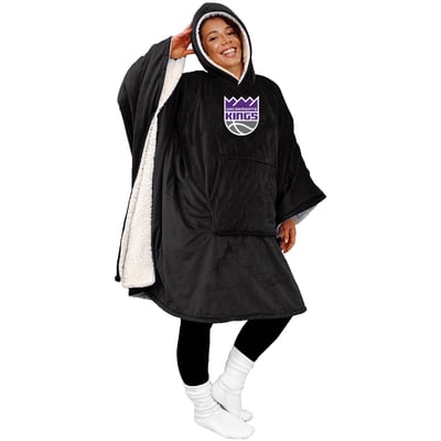 Sacramento Kings Pegasus Team Color 50" x 70" Bloncho Sherpa Fan Cape