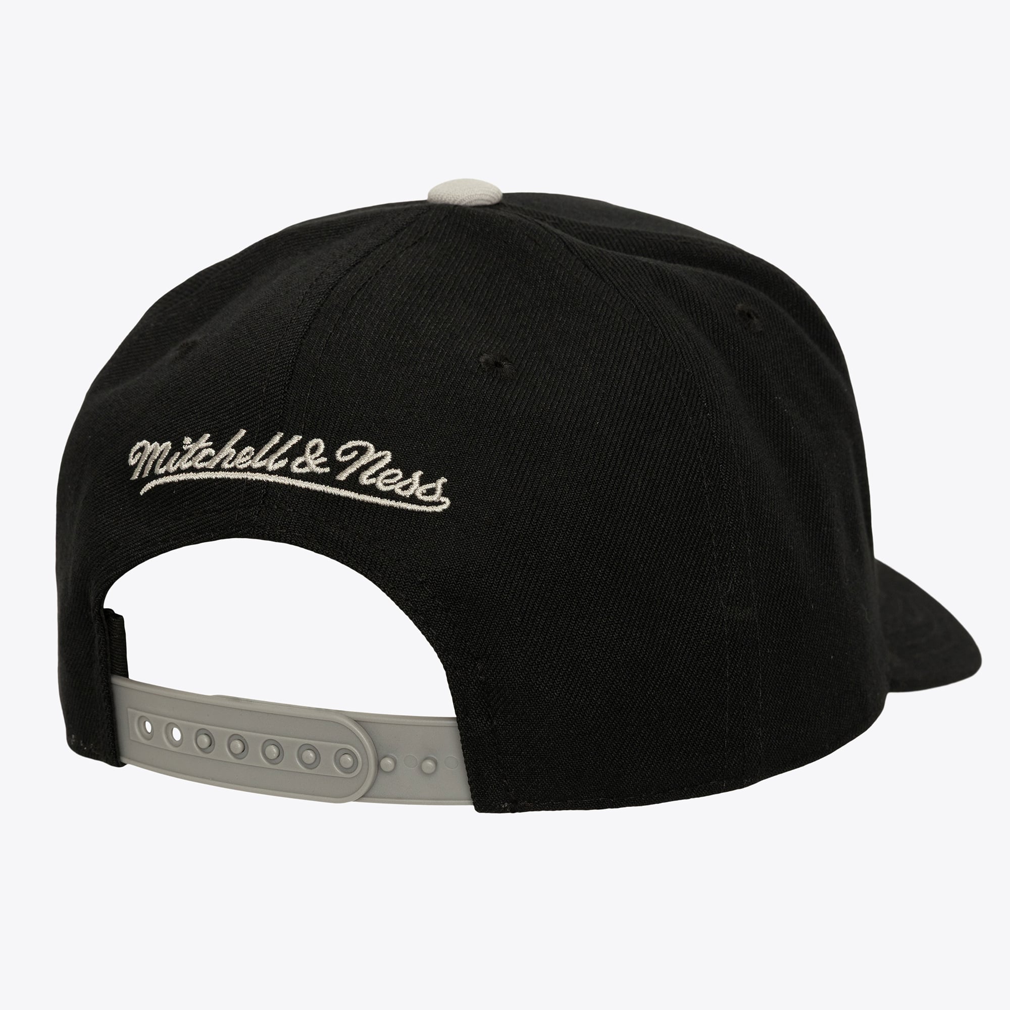 Men's Mitchell & Ness  Black San Antonio Spurs Class Act Pro Snapback Hat