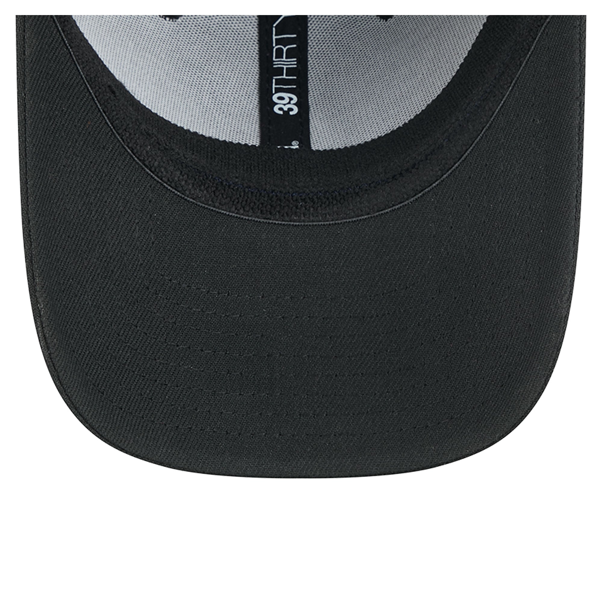 Men's New Era Black San Antonio Spurs 39THIRTY Flex Hat