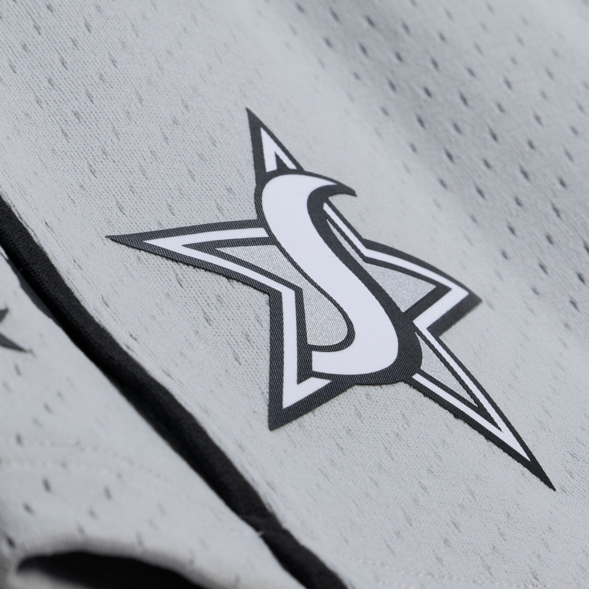 Men's Mitchell & Ness Silver San Antonio Stars 2007 Swingman Shorts - Court Origins