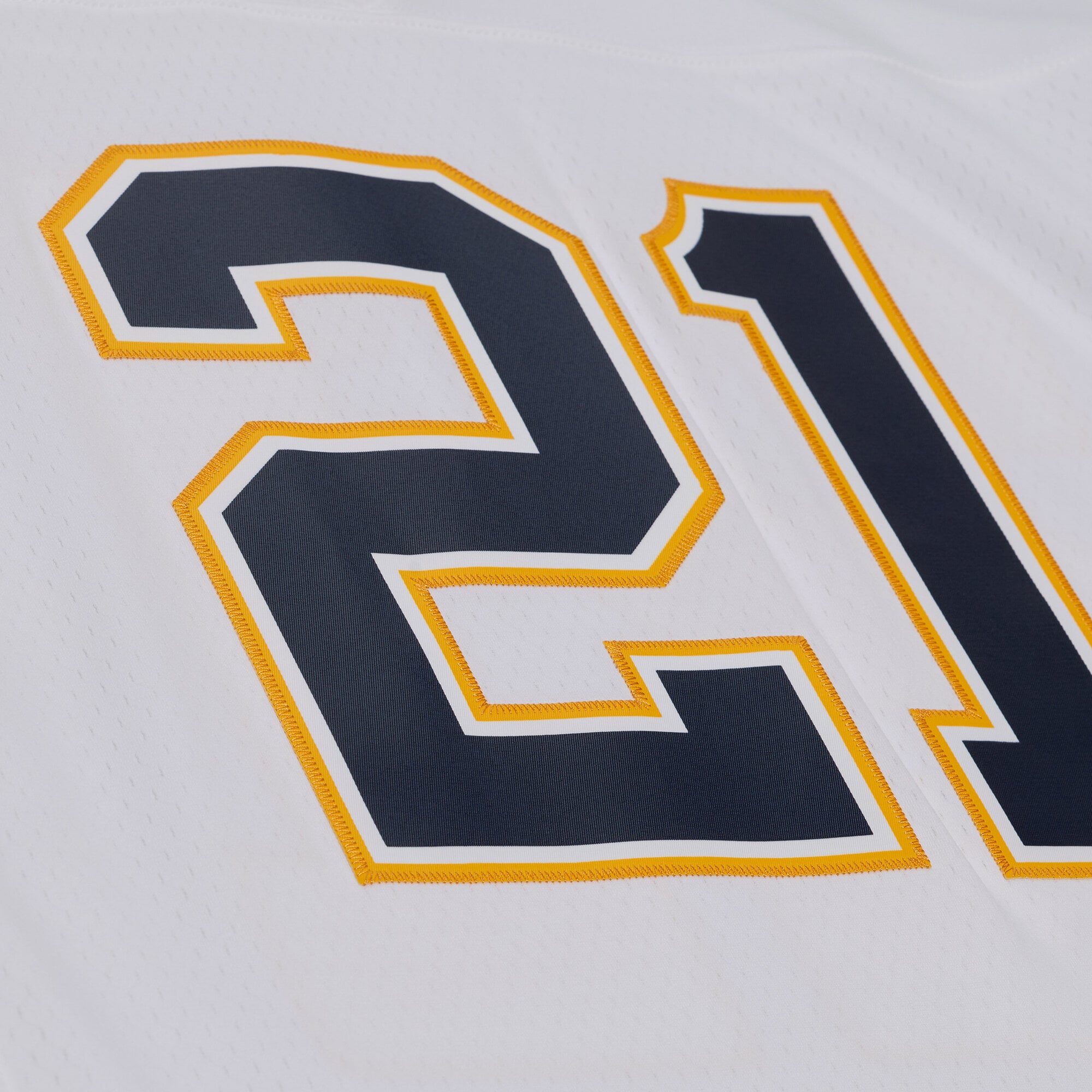 Maillot réplique Mitchell & Ness LaDainian Tomlinson blanc des Chargers de San Diego (édition 2001 Legacy) pour homme