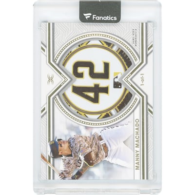 Manny Machado San Diego Padres 2022 Topps Definitive Collection Definitive Patch Collection #DPC-MM #1/1 Card