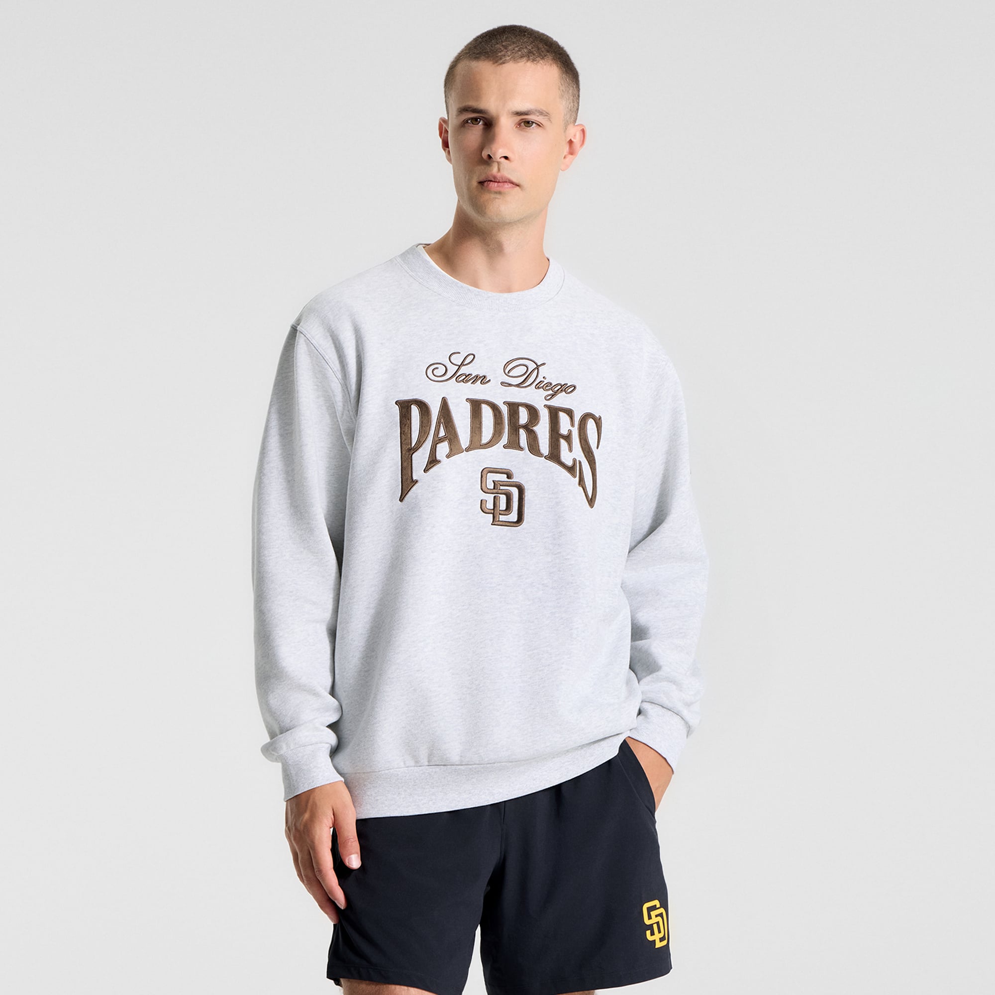 Sweat-shirt Steady State des Padres de San Diego, gris chiné ultra clair, pour homme la marque lululemon.