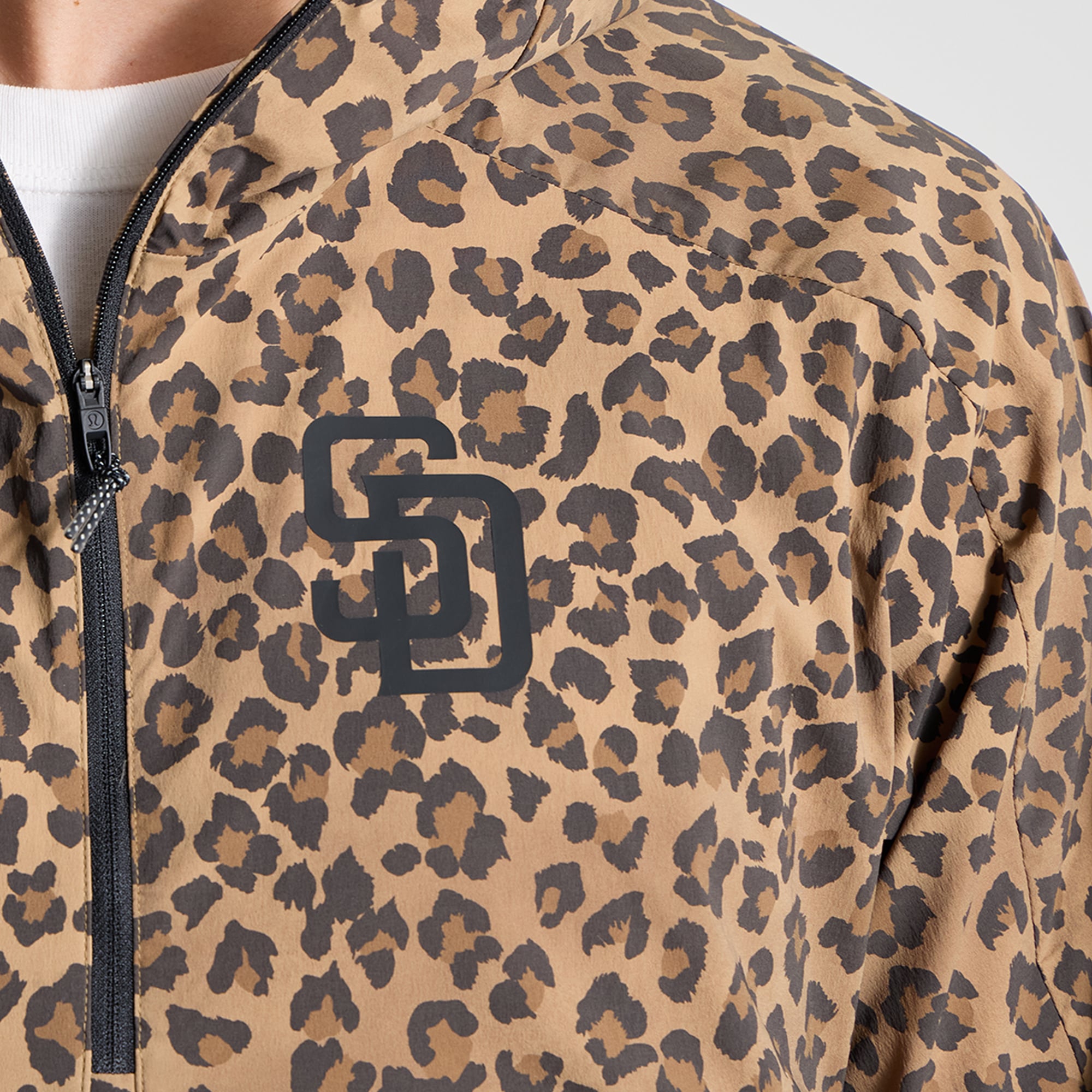 Men's lululemon San Diego Padres Multi-Pocket Running Anorak *Leopard