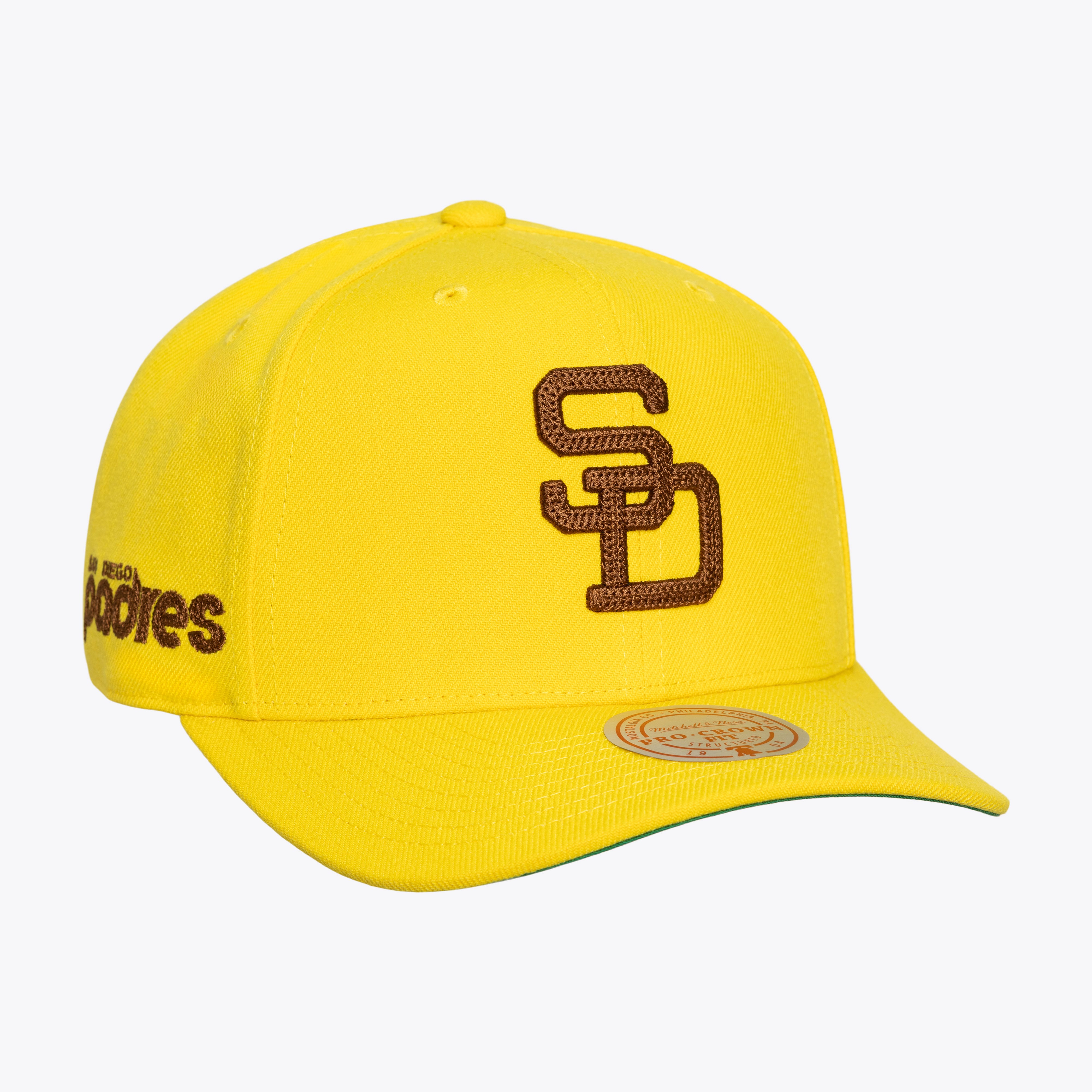 Men's Mitchell & Ness  Gold San Diego Padres Secondary Pop Pro Snapback Hat