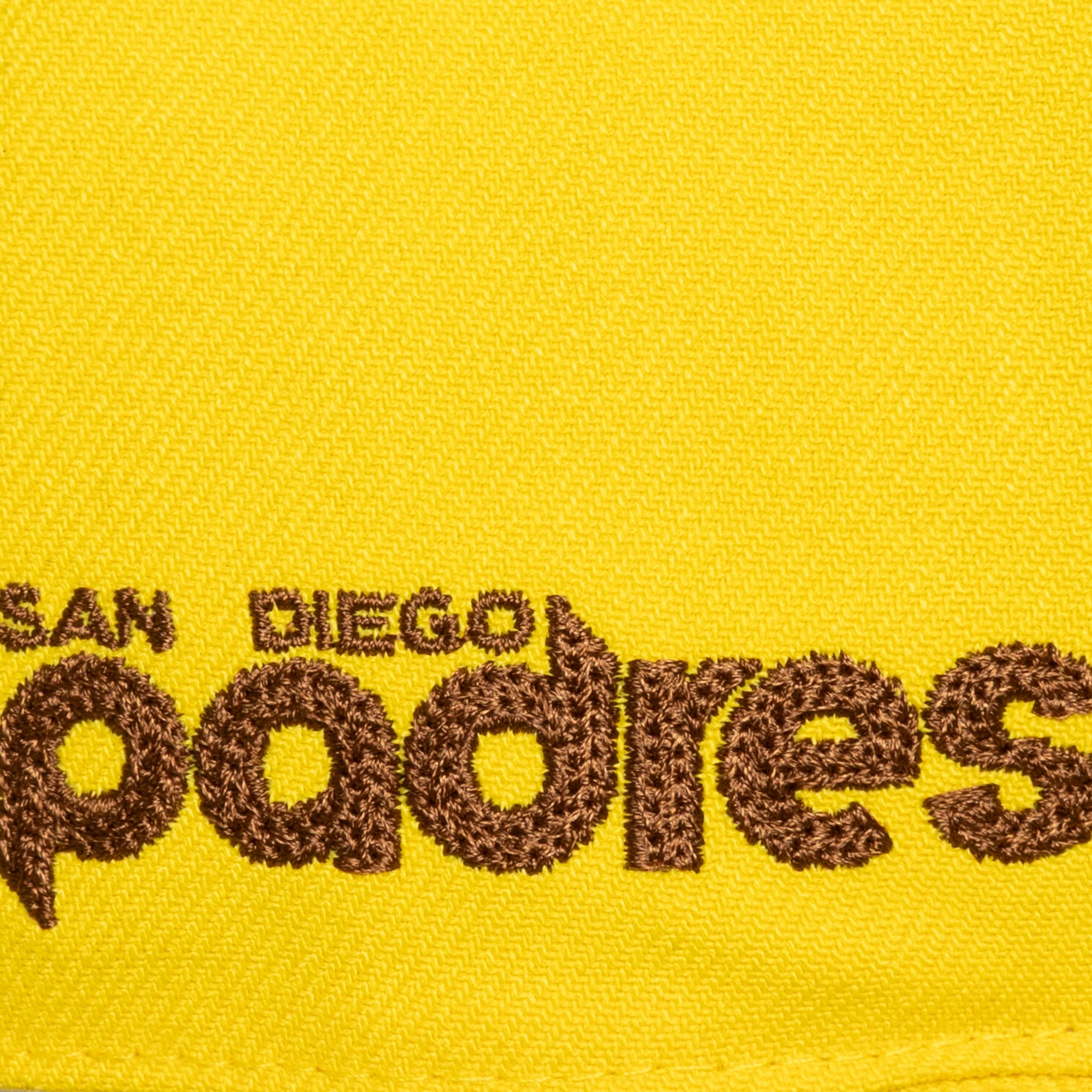 Men's Mitchell & Ness  Gold San Diego Padres Secondary Pop Pro Snapback Hat