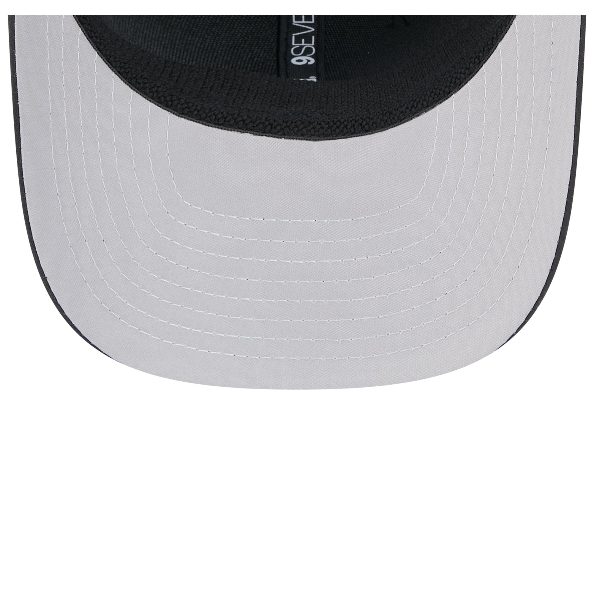 Casquette New Era noire San Diego Padres pour homme, modèle 9SEVENTY à cordon ajustable.