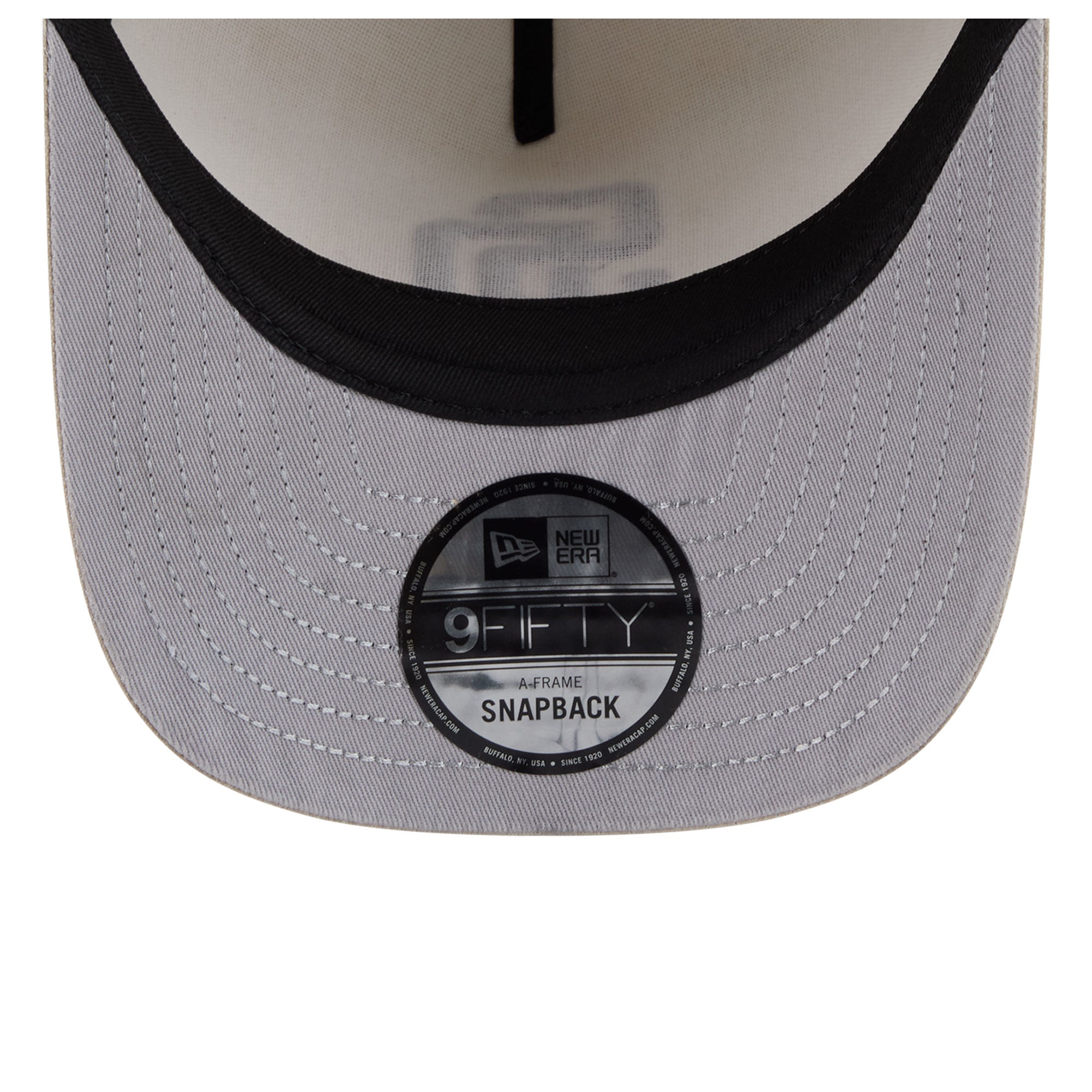 Casquette snapback New Era beige San Diego Padres 9FIFTY neutre pour homme