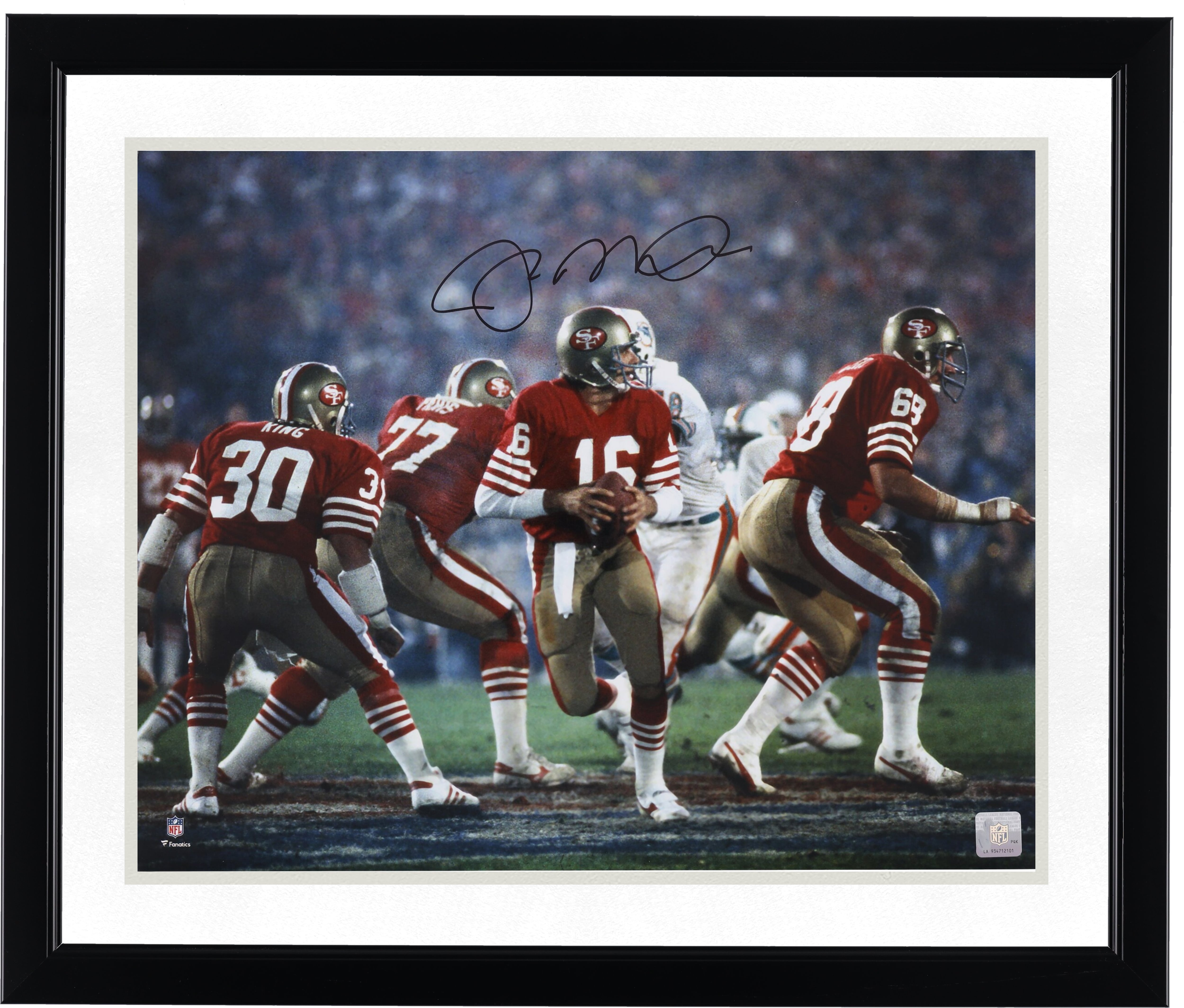 Photo dédicacée de Joe Montana, joueur des 49ers de San Francisco, format 40 x 50 cm (16 x 20 pouces), prise lors du Super Bowl XIX.